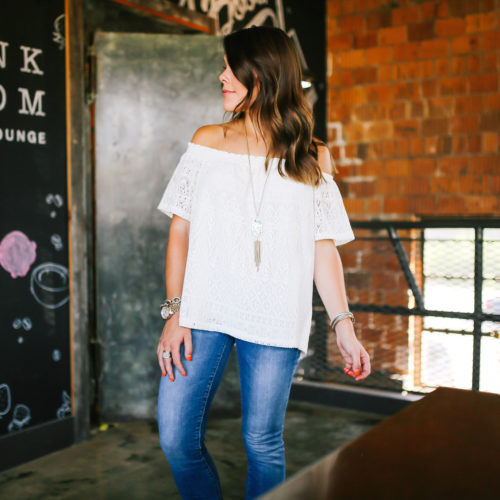 Casual Style on Glitter & Gingham // Off the shoulder top, Marc Fisher Sandals, Gap Jeans, Kendra Scott Jewelry