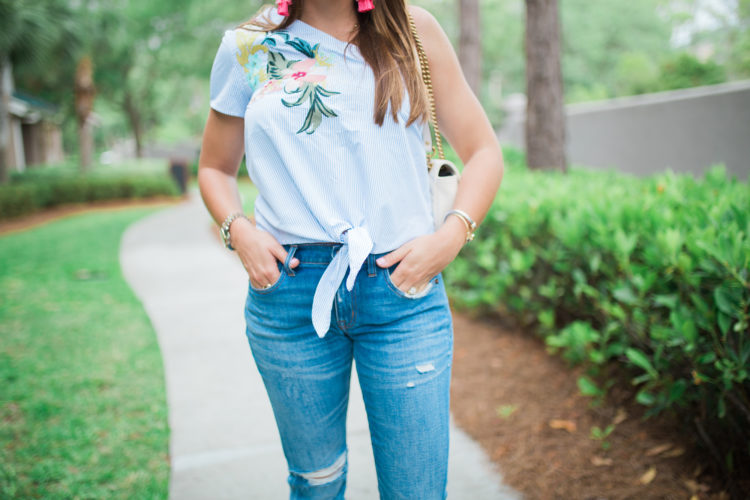 Best Boyfriend Jeans / Embroidered One Shoulder Top