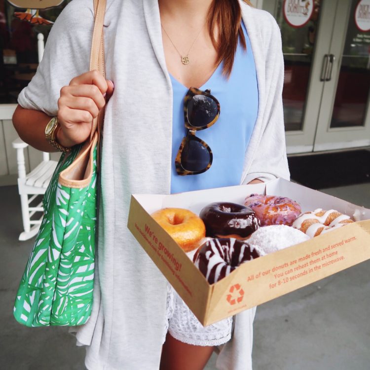 Hilton Head Travel Guide / Summer Outfit Idea / Where to eat in Hilton Head