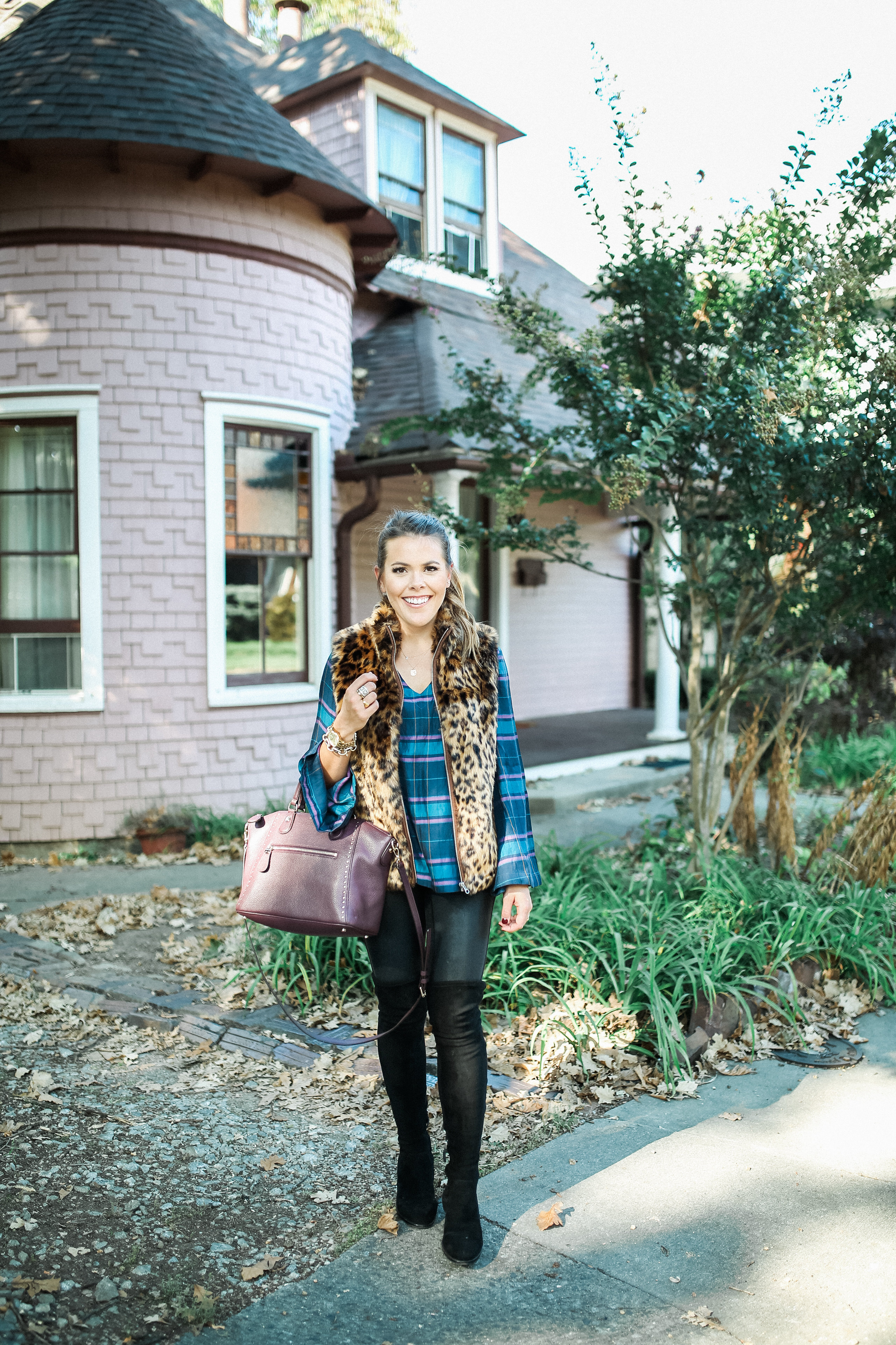 Fall Outfit Inspiration / Leopard Vest 