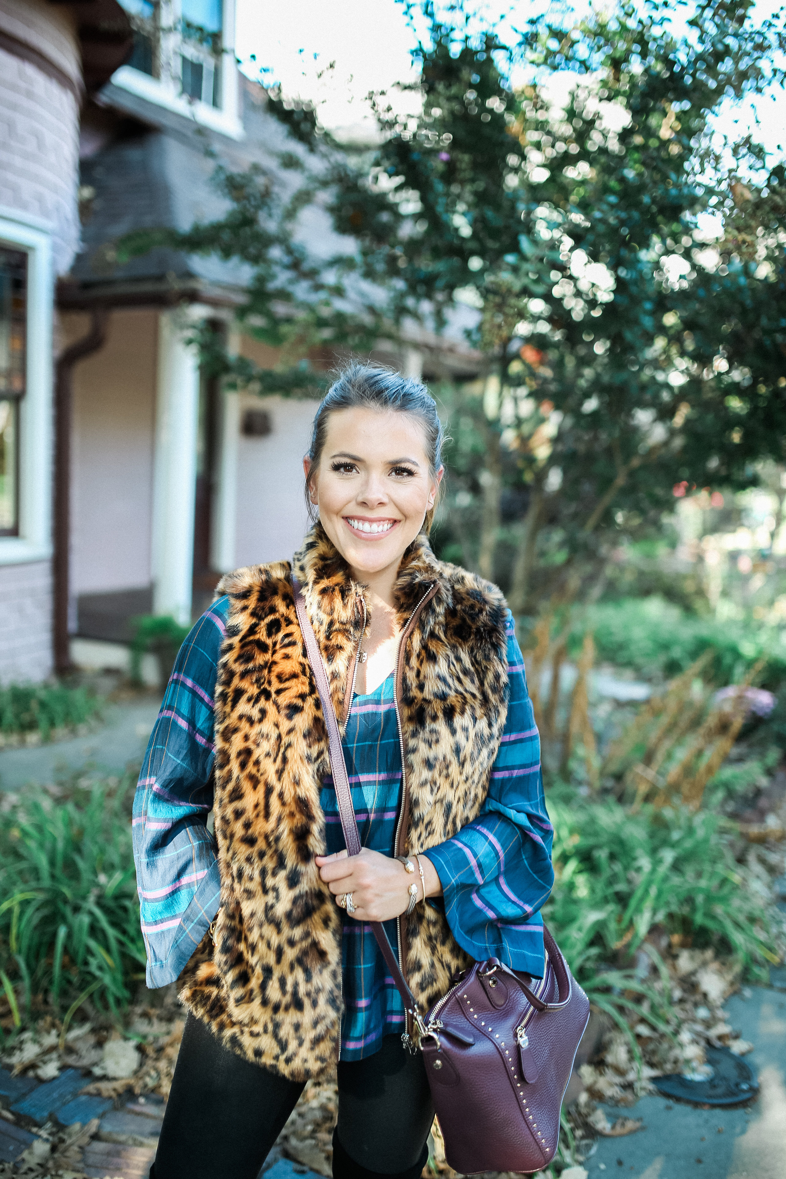 Fall Outfit Inspiration / Leopard Vest 