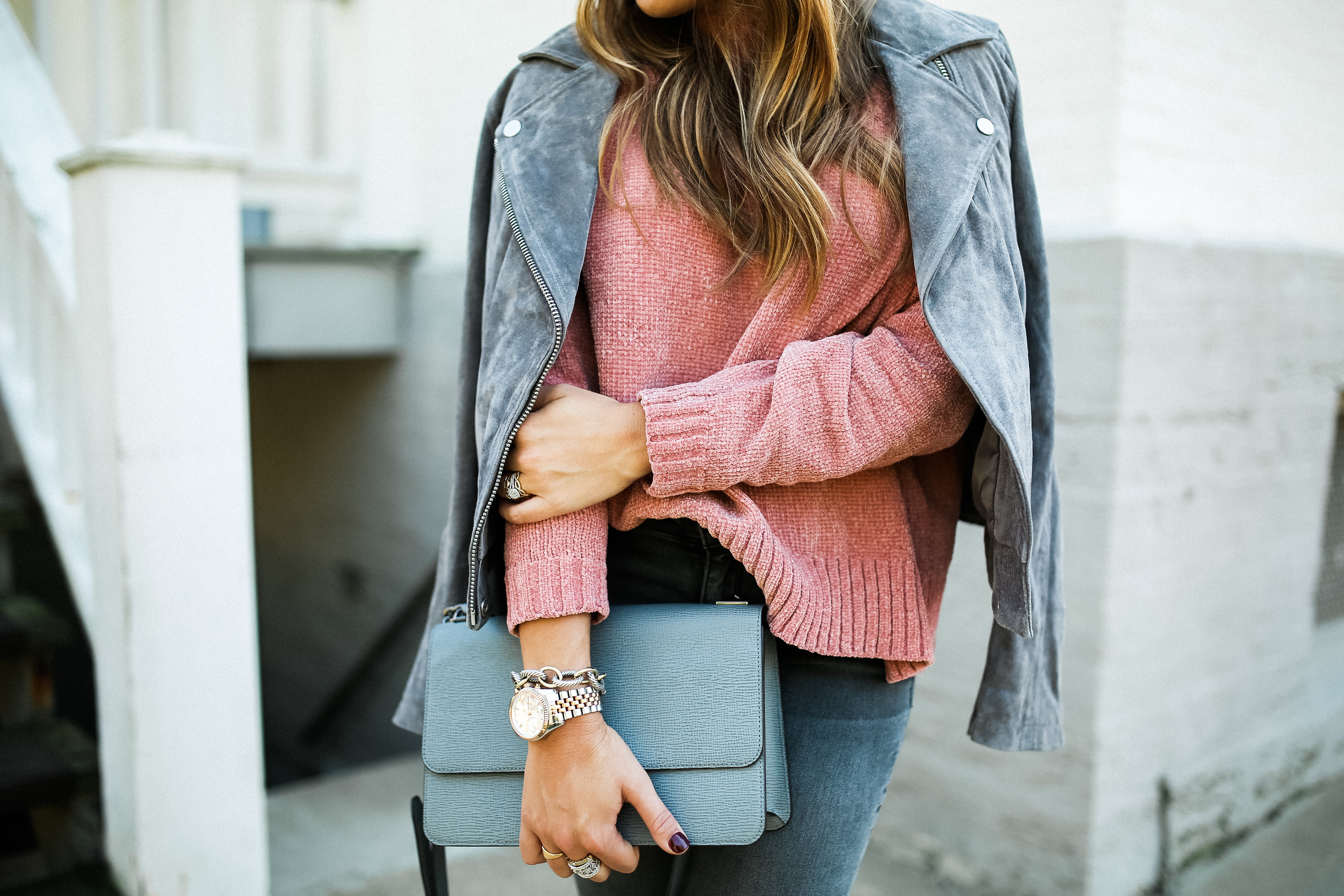 Best Jackets for Fall / A monochrome fall outfit