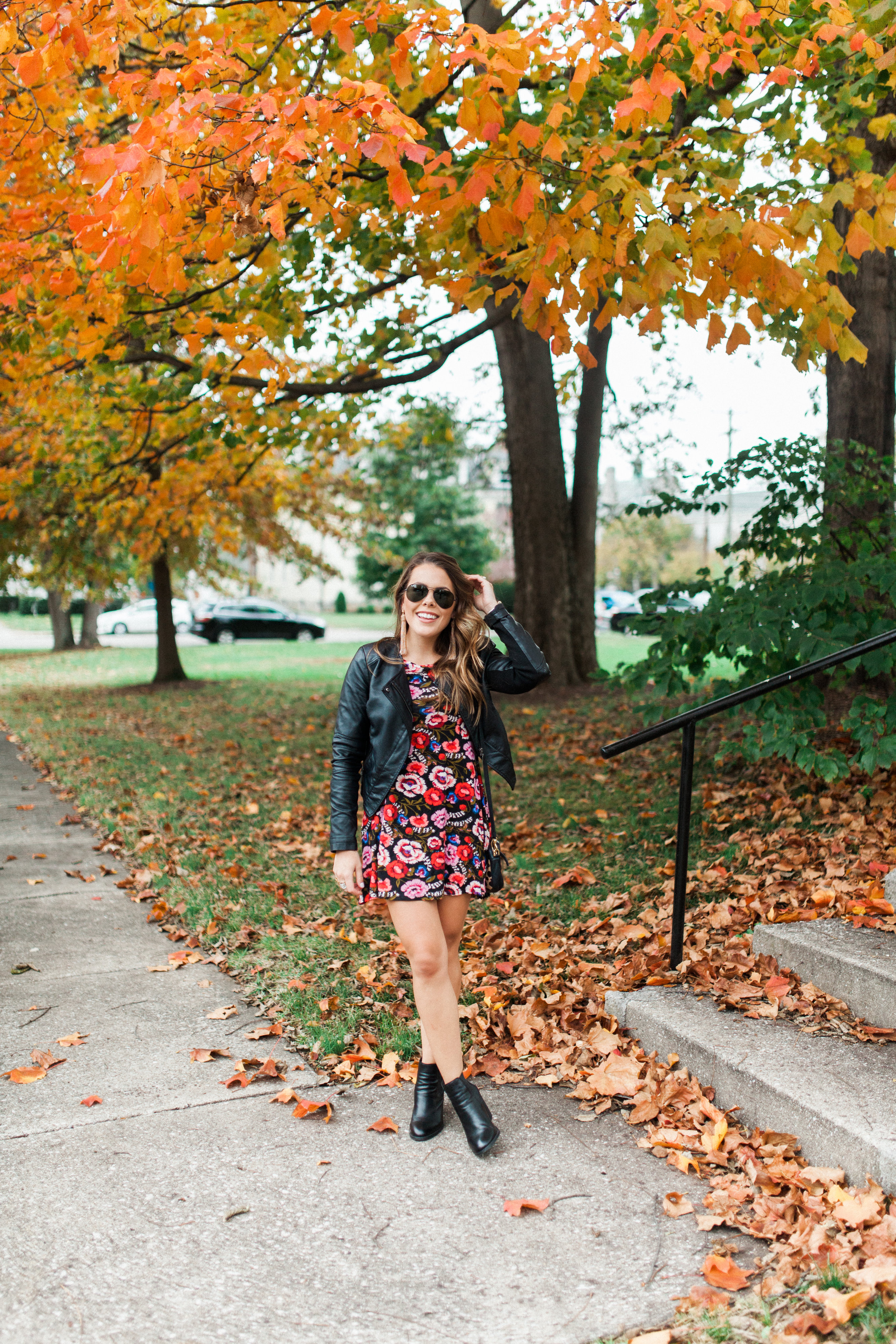 Fall Floral Mini Dress / Fall Outfit Idea 