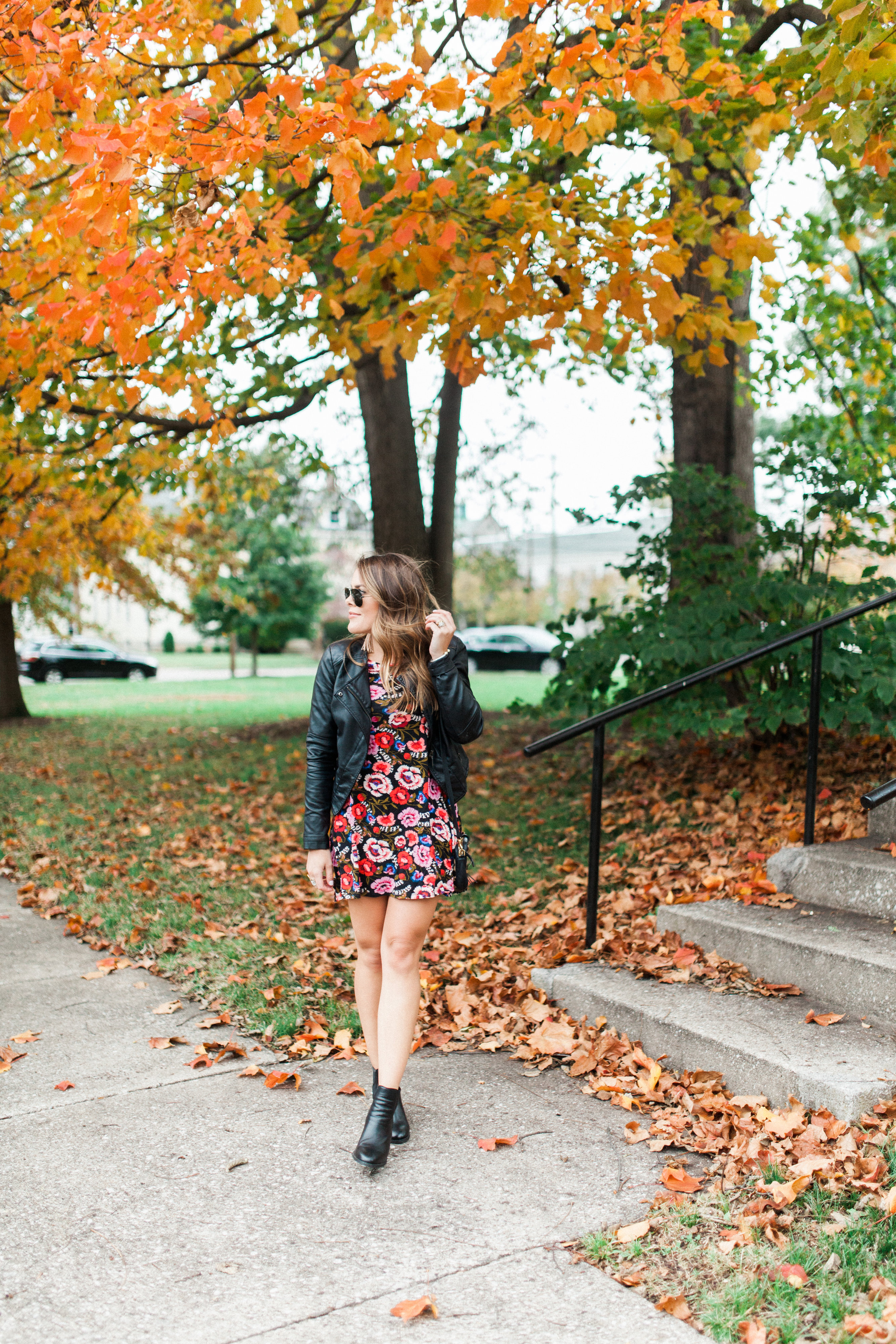 Fall Floral Mini Dress / Fall Outfit Idea 