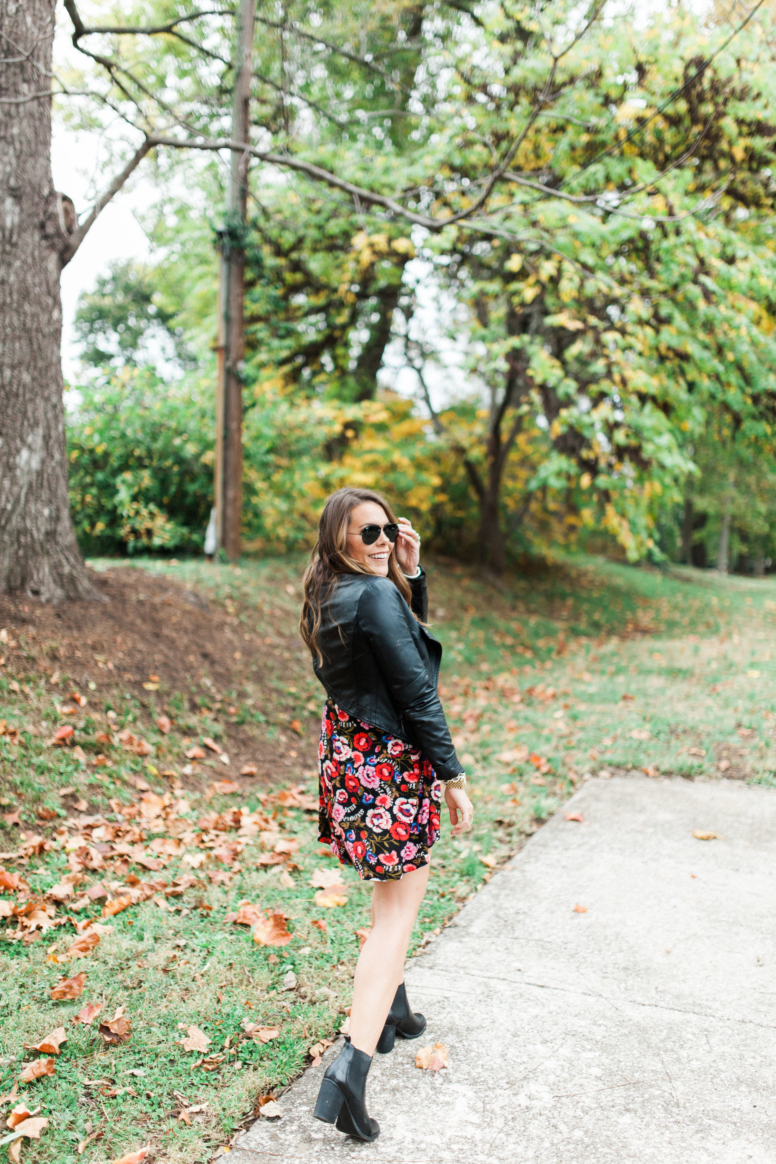 Fall Floral Mini Dress / Fall Outfit Idea 