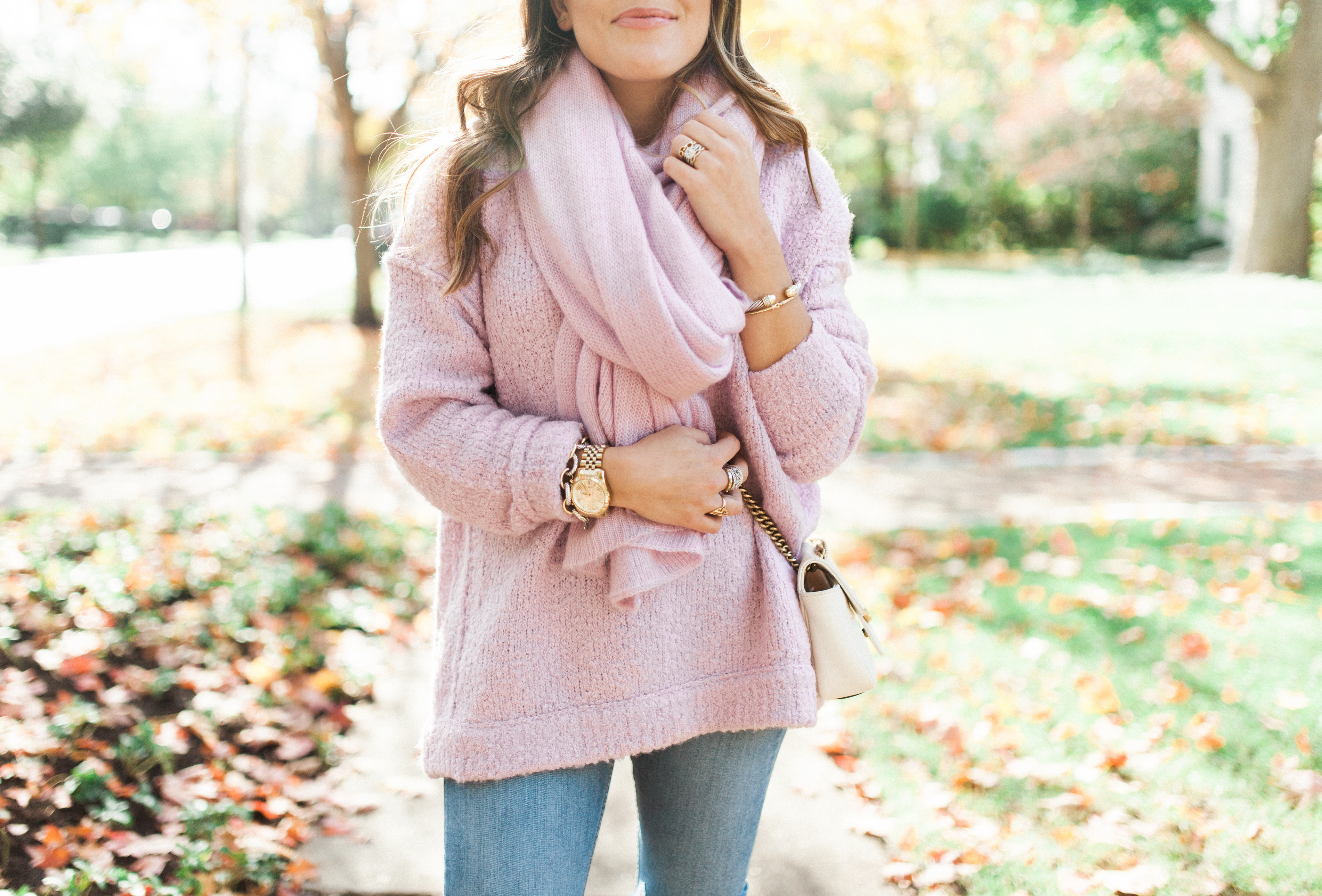 Cozy Sweater / Fall Outfit Idea 