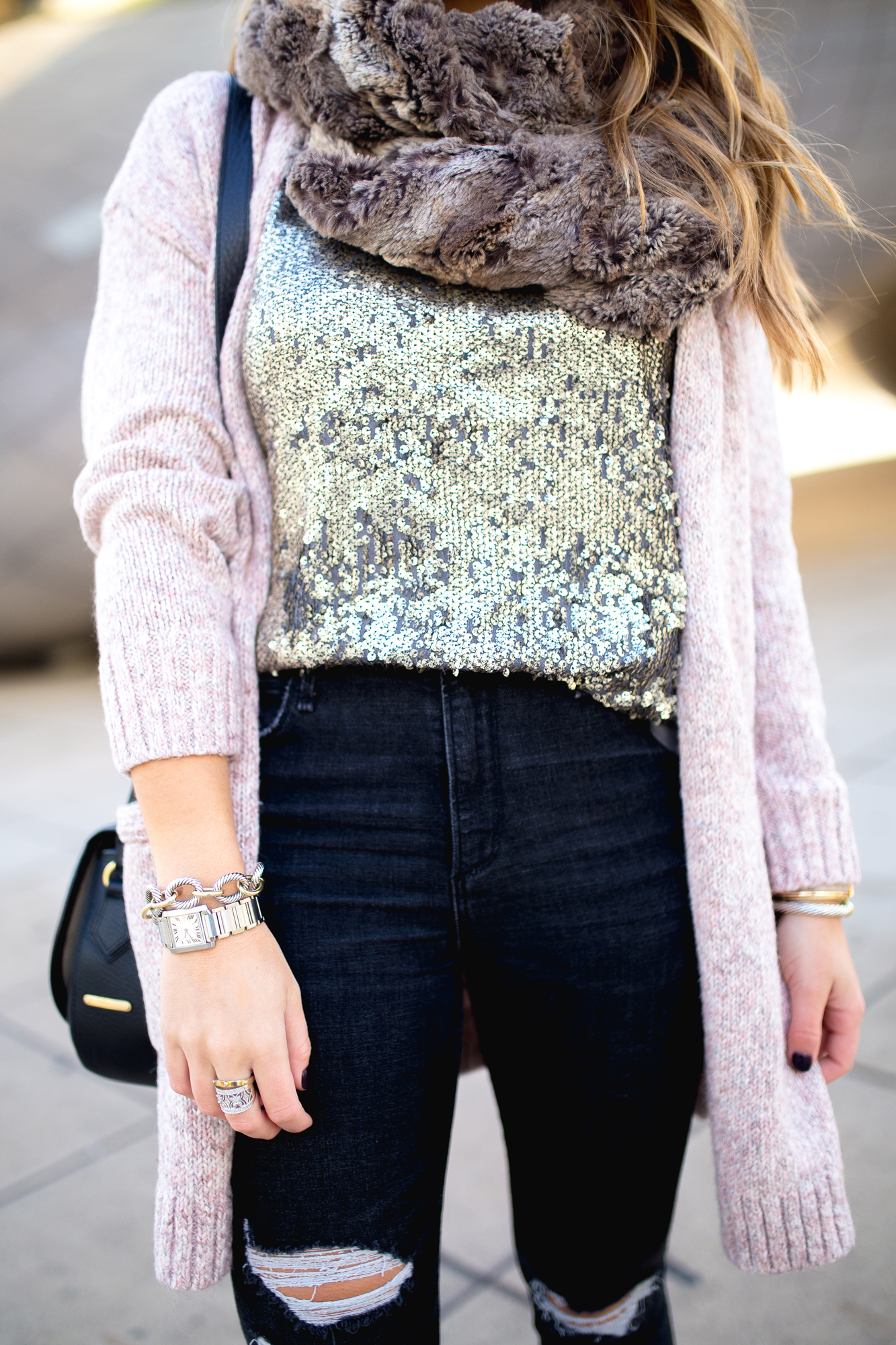 Sequin Tshirt / Casual Holiday Look 