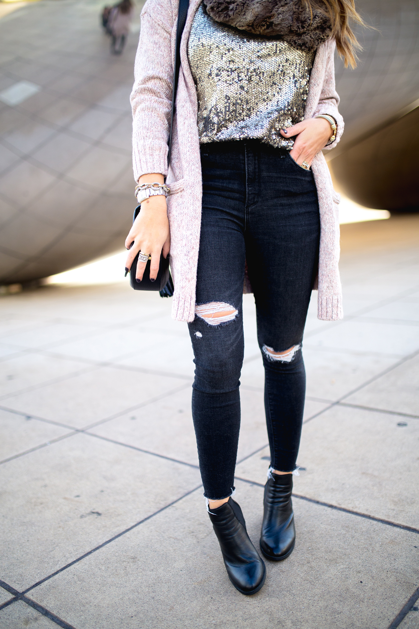 Sequin Tshirt / Casual Holiday Look 