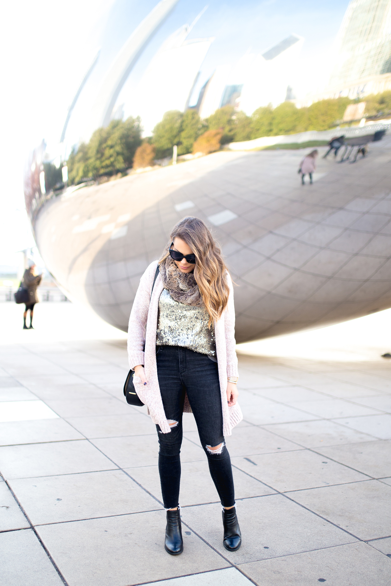 Sequin Tshirt / Casual Holiday Look 