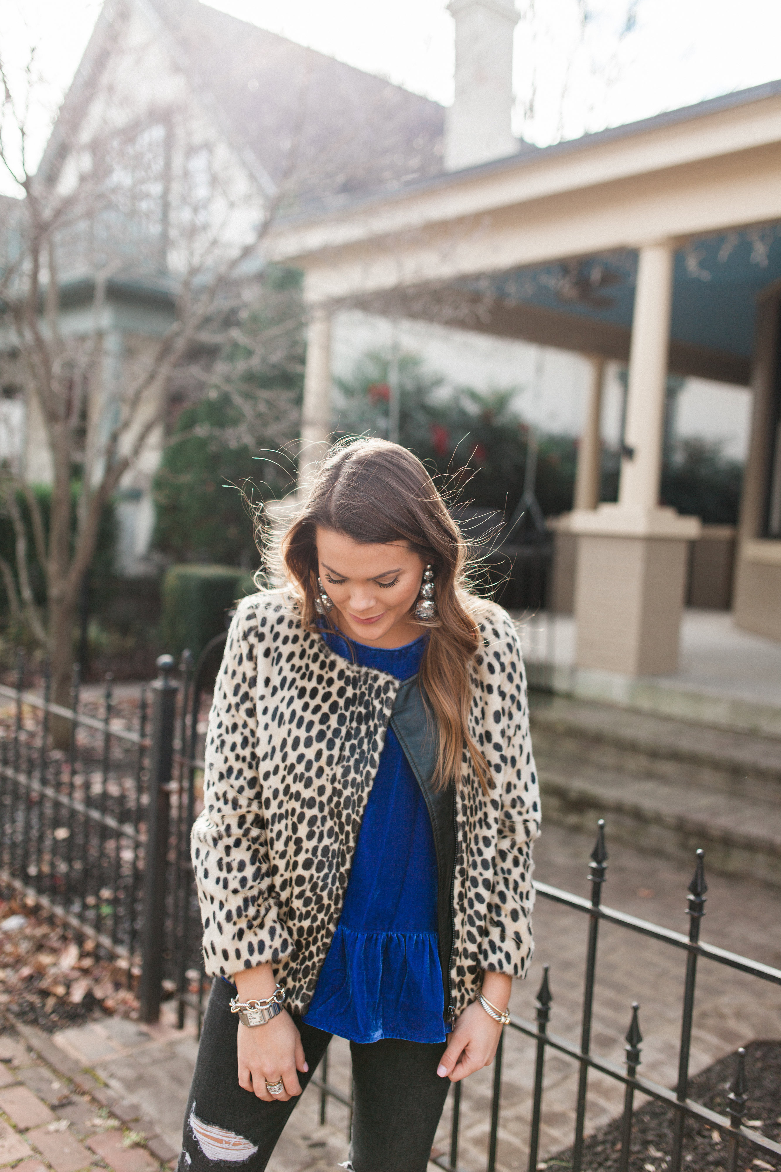 Simple Holiday Outfit / Velvet Peplum TOp 