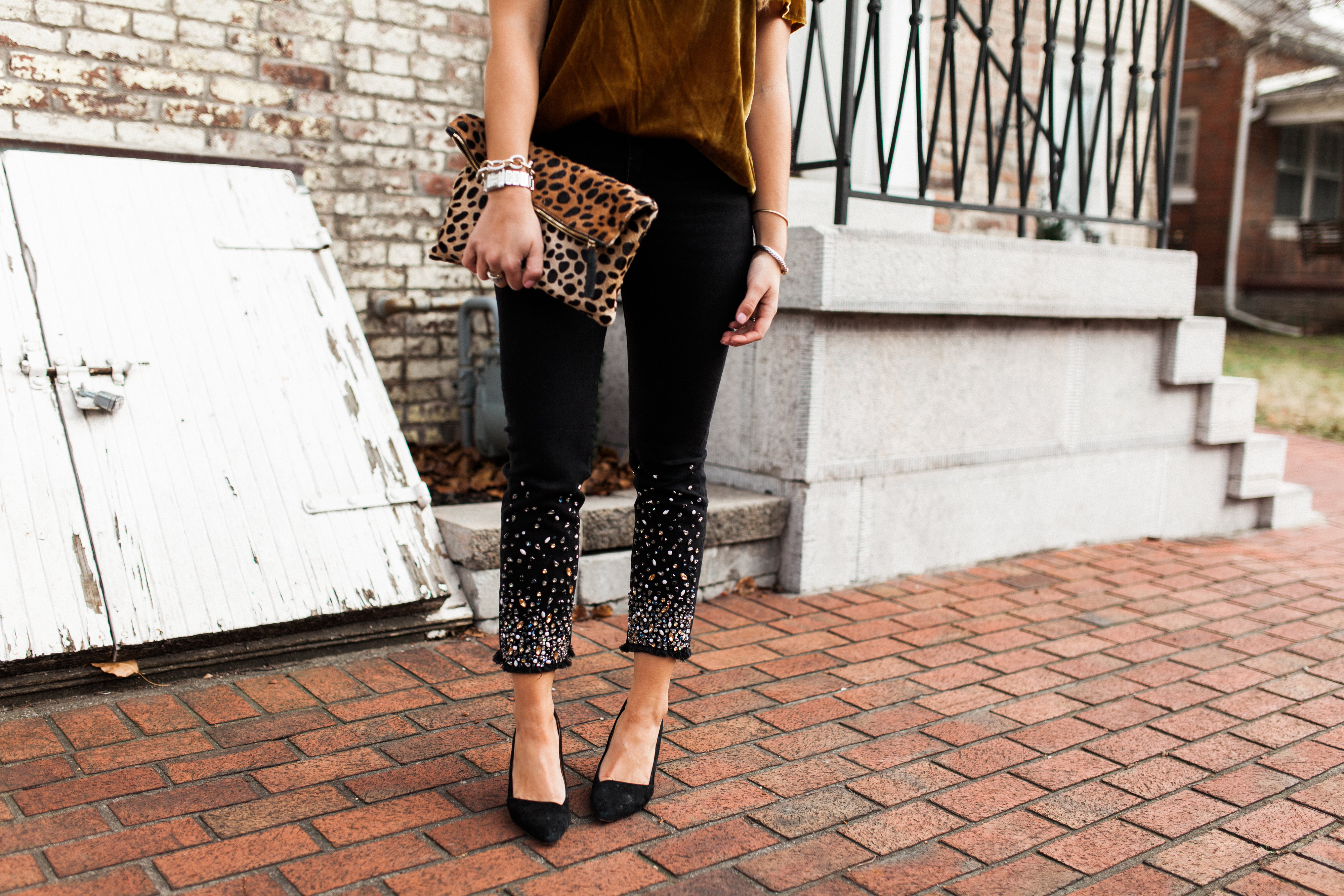 How to wear embellished jeans