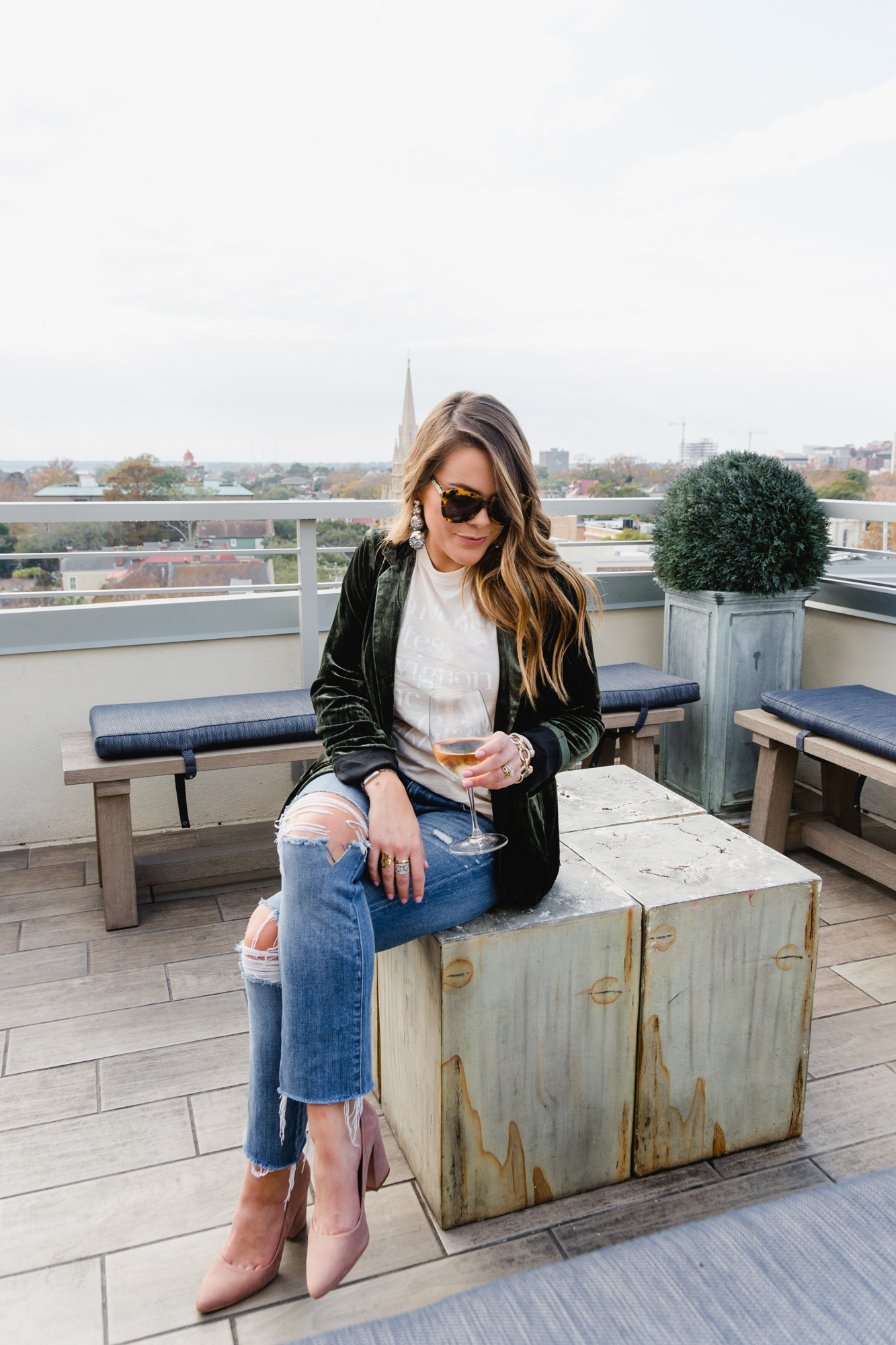 Velvet Blazer / Casual Holiday Outfit Inspiration 