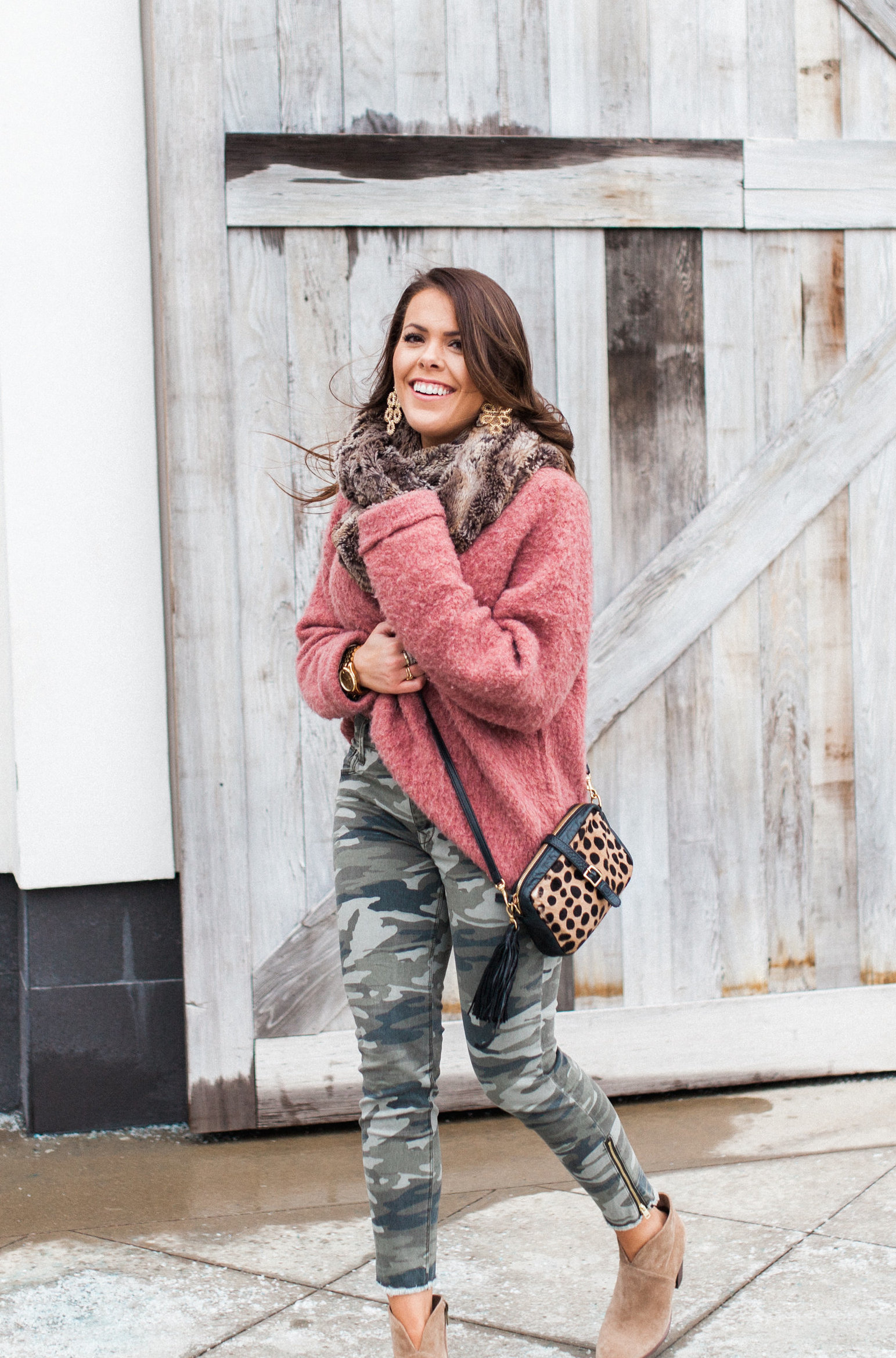 Another way to style camo pants/ cozy way to wear camo pants 