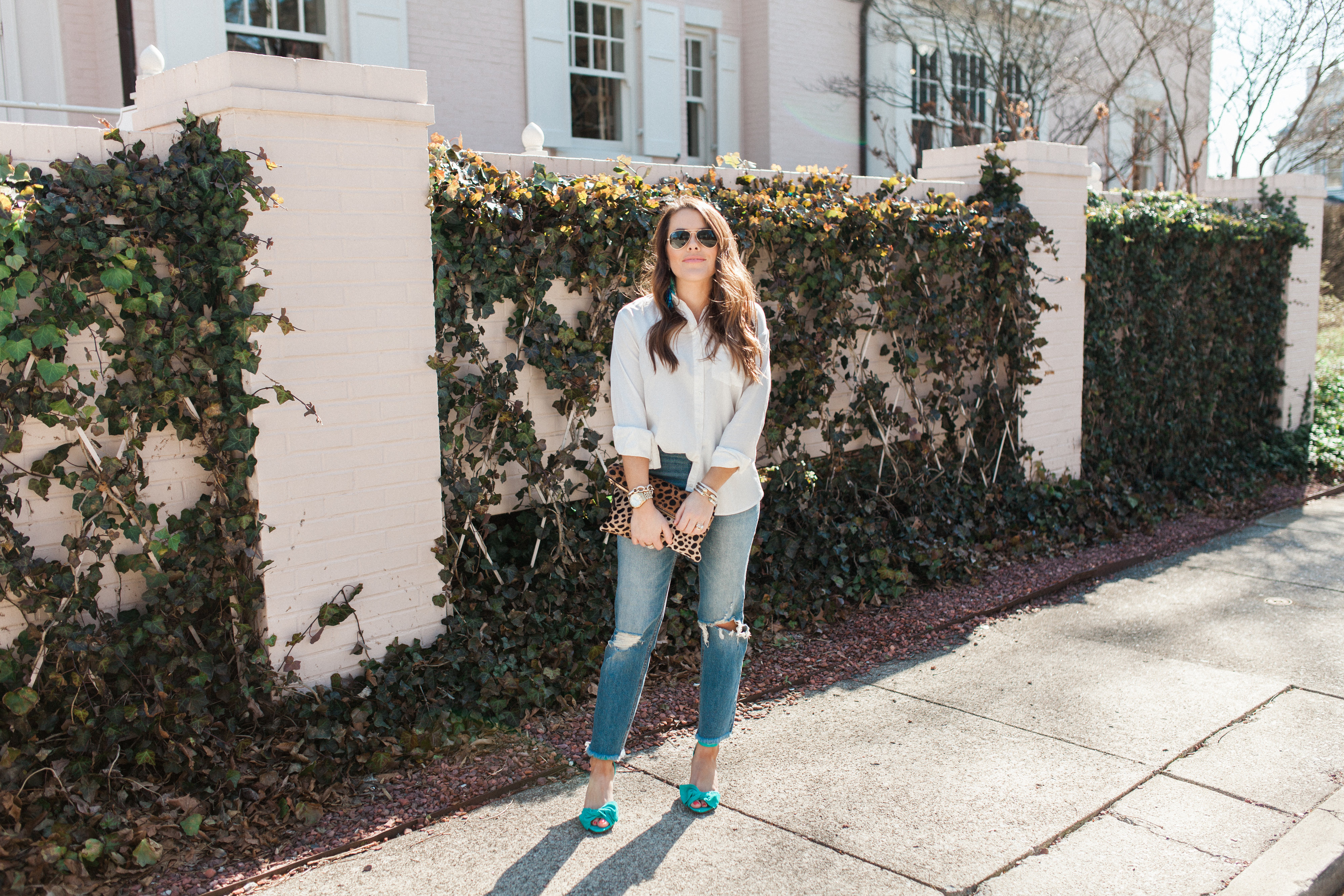 The BEST oversized white button down / spring style 