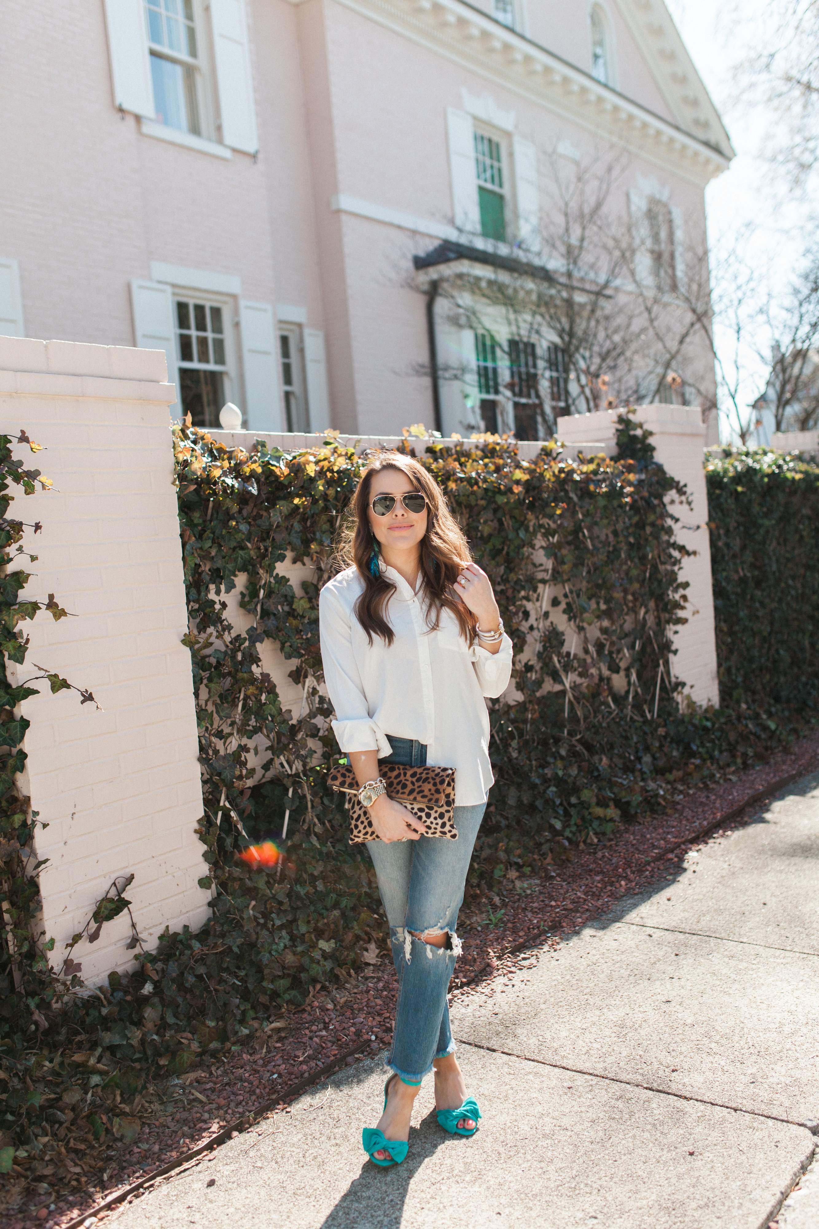 The BEST oversized white button down / spring style 