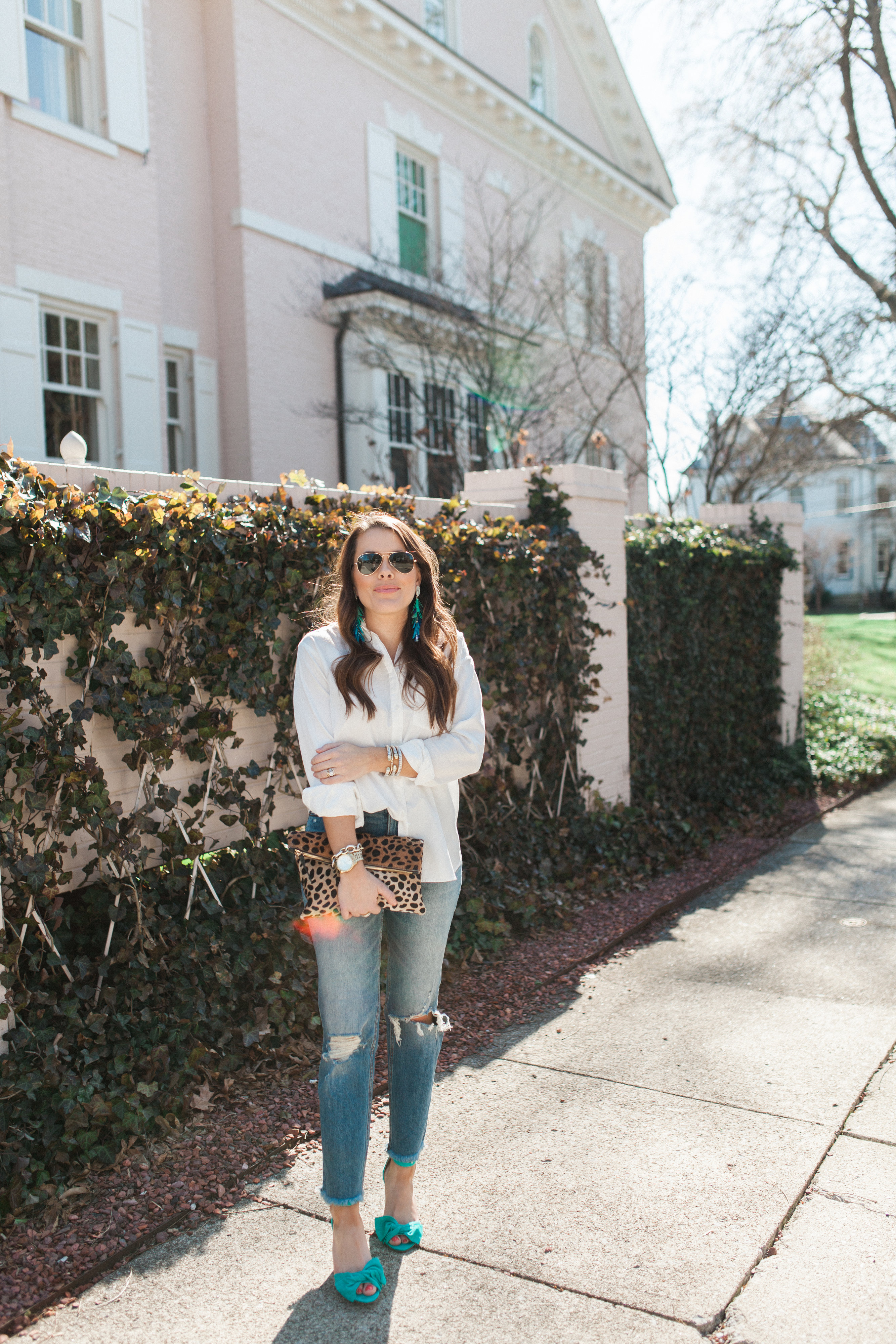 The BEST oversized white button down / spring style 