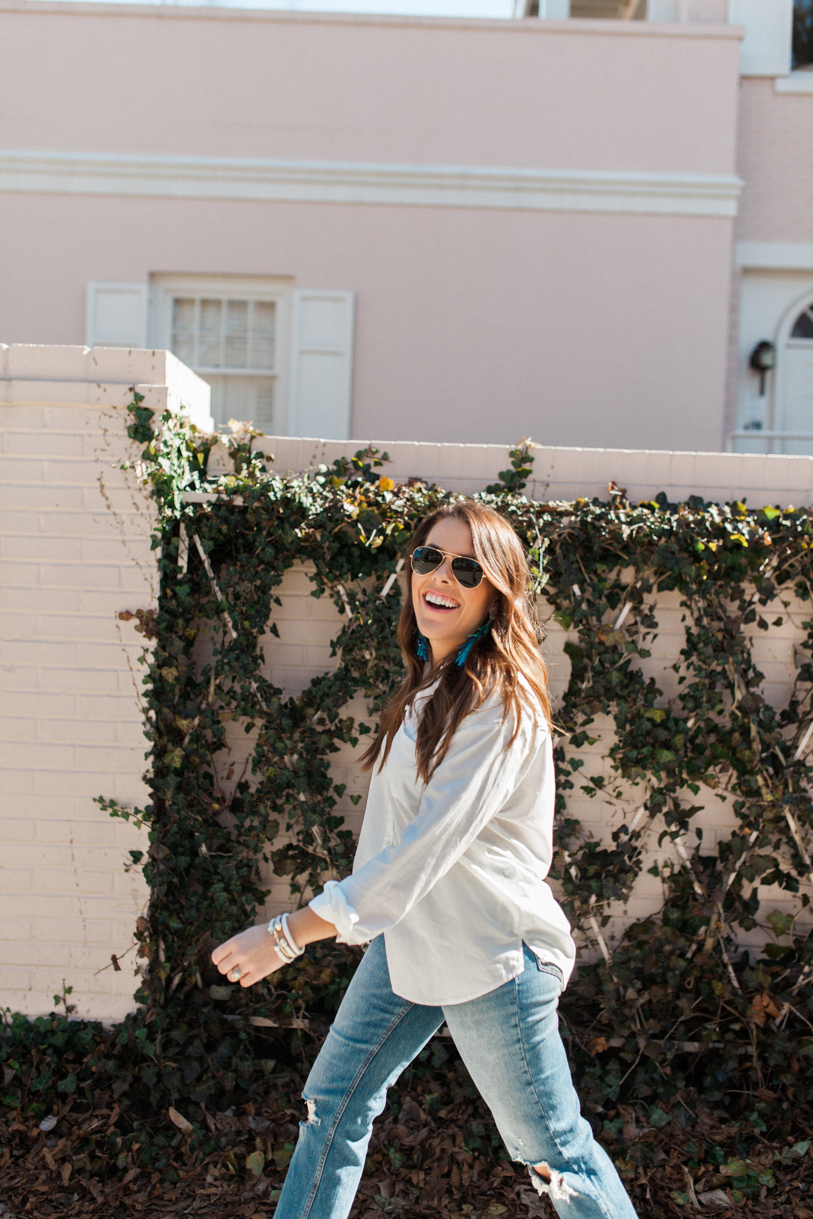 The BEST oversized white button down / spring style 