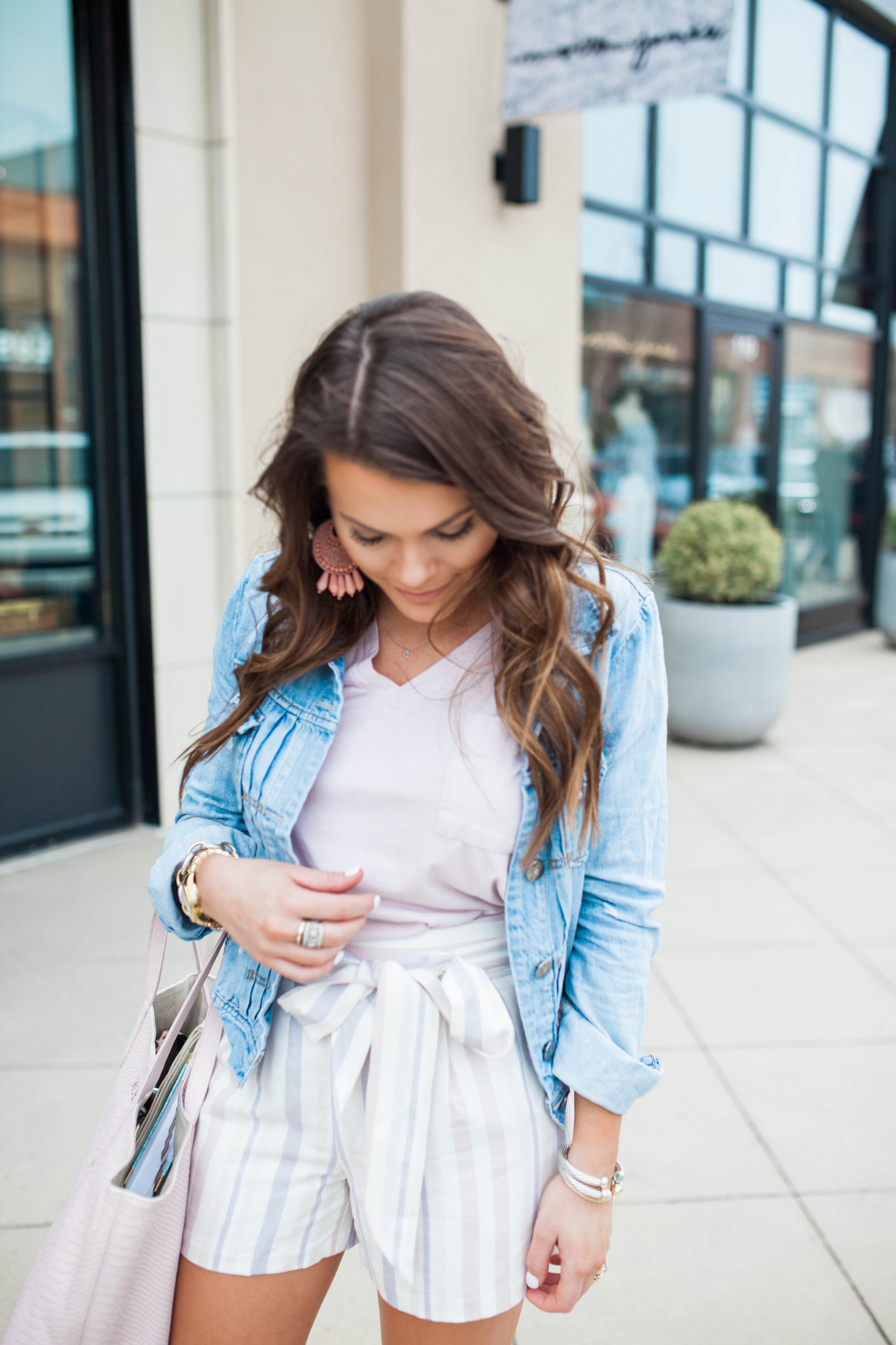 Spring Stripe Shorts / Spring Outfit Inspo / How to style a denim jacket for spring