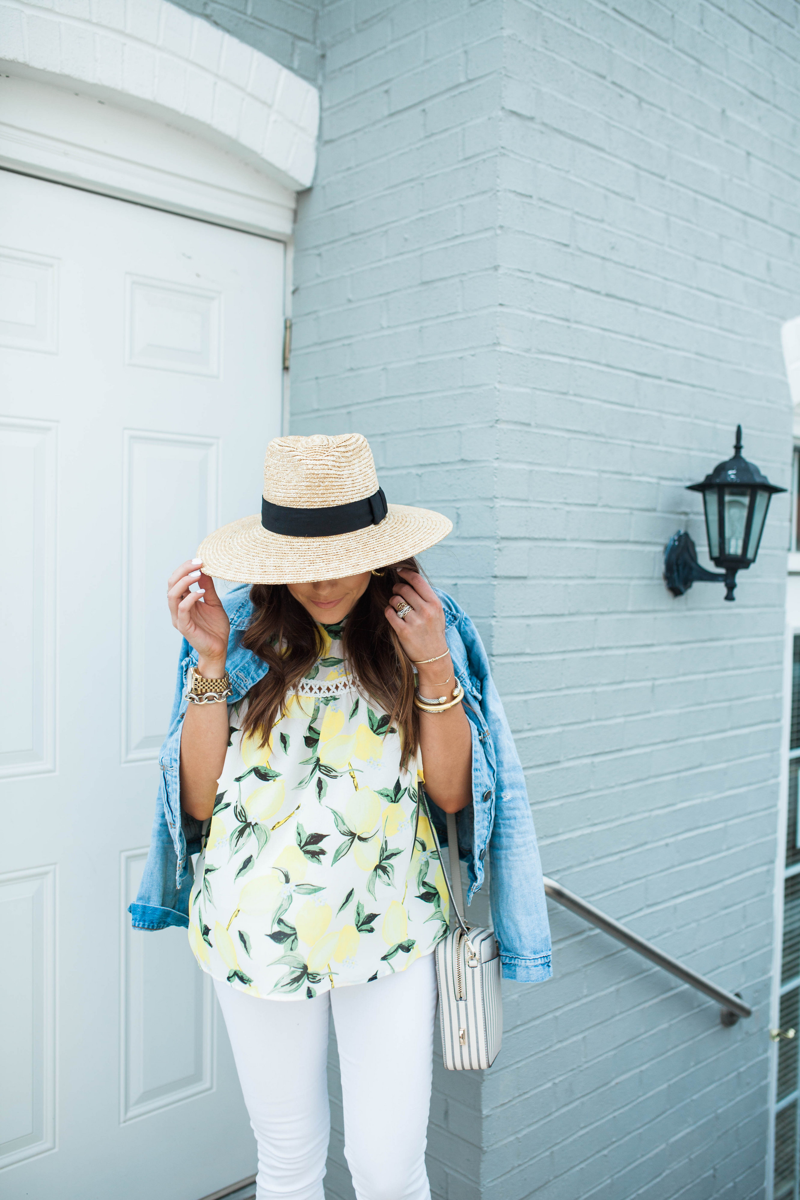 Lemon Print Top / White jeans 