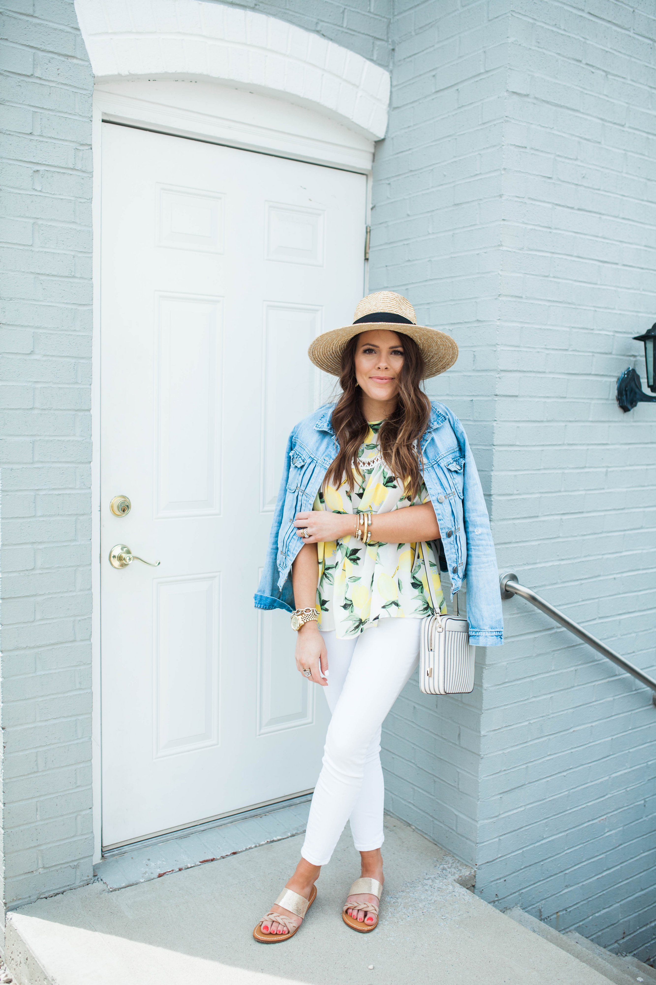 Lemon Print Top / White jeans