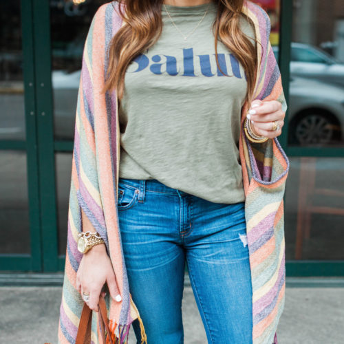 How to wear a graphic tee for spring