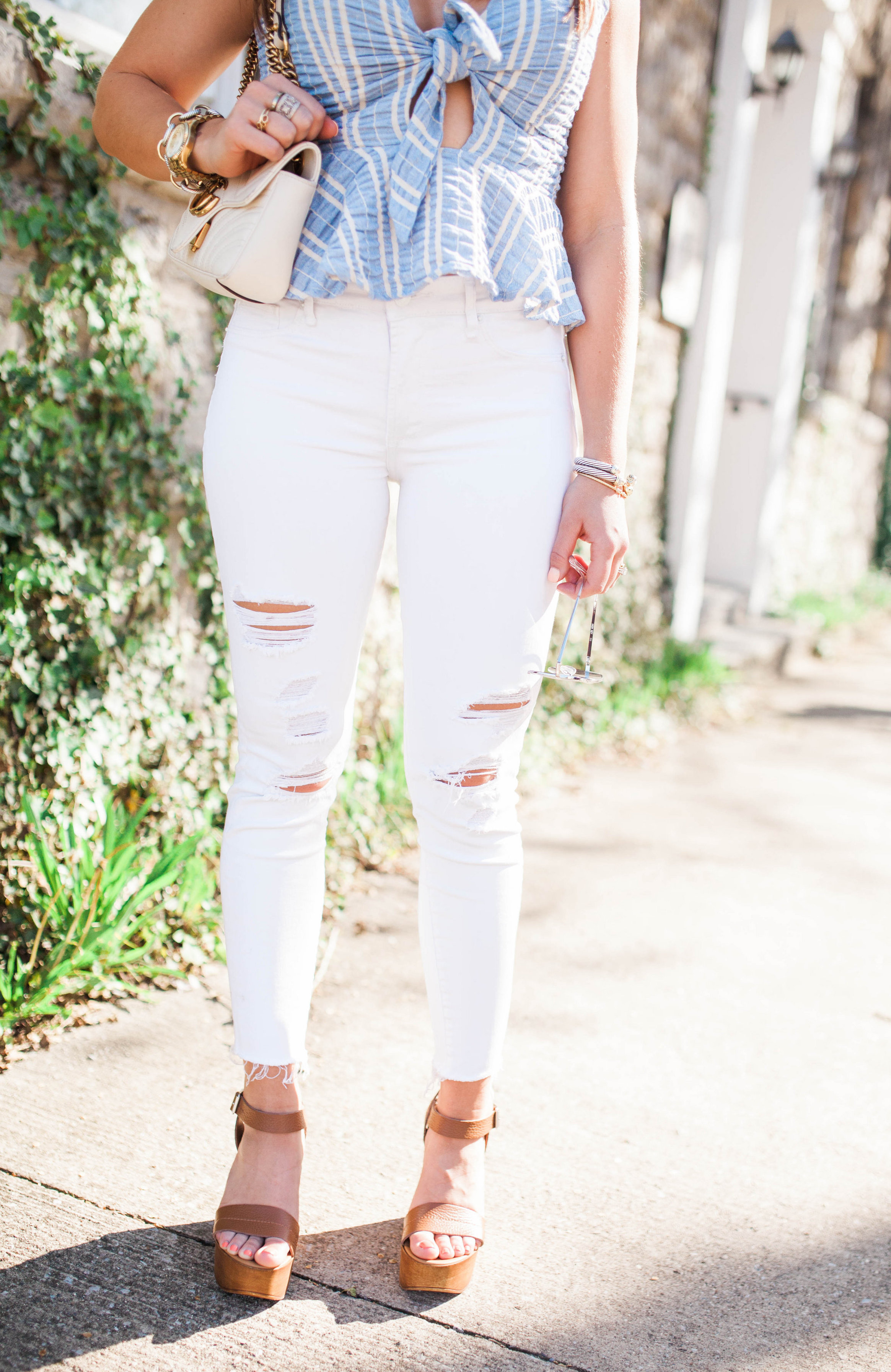 How to wear a crop top / stripe crop top 