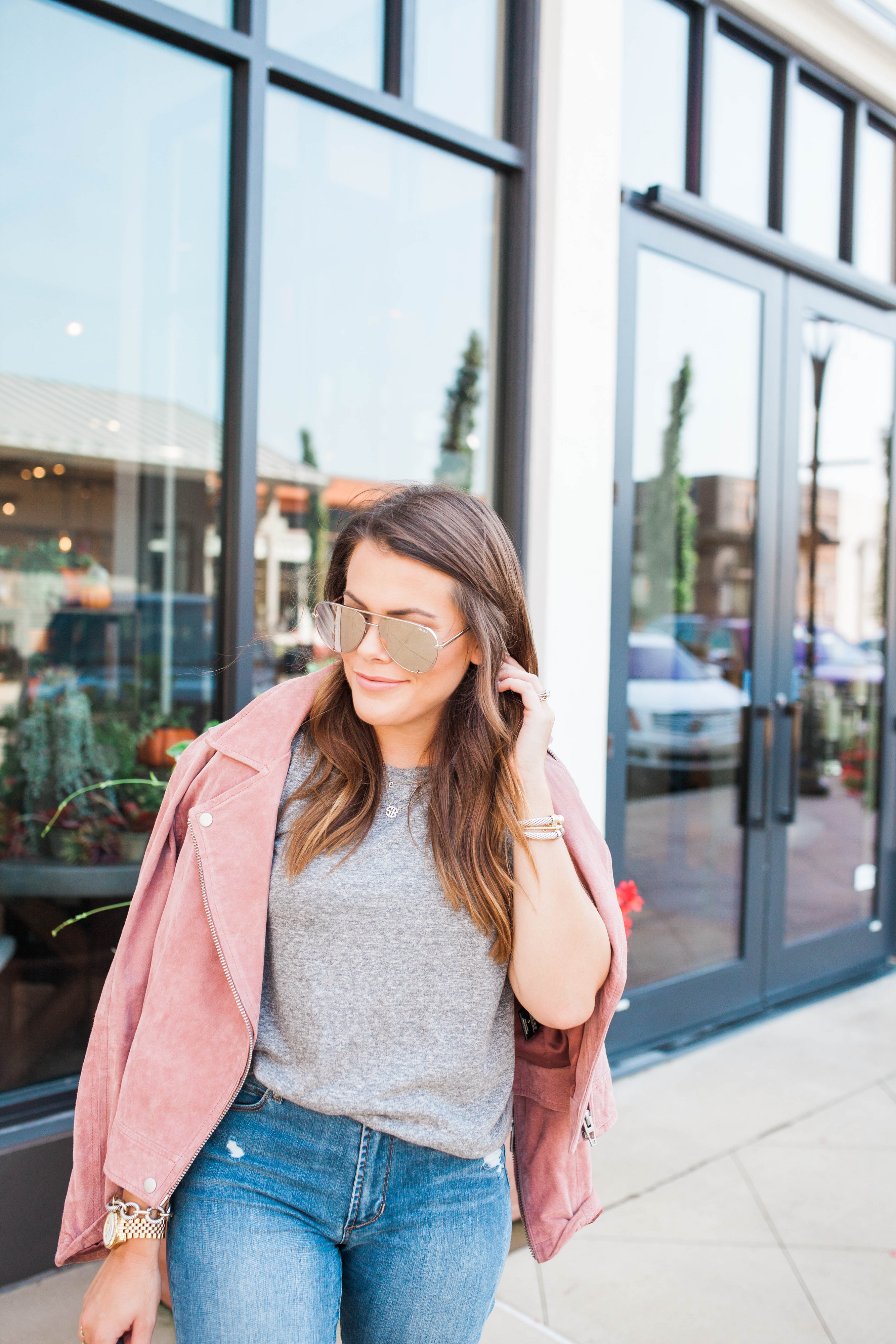 The BEST grey tee / Casual Fall Style 