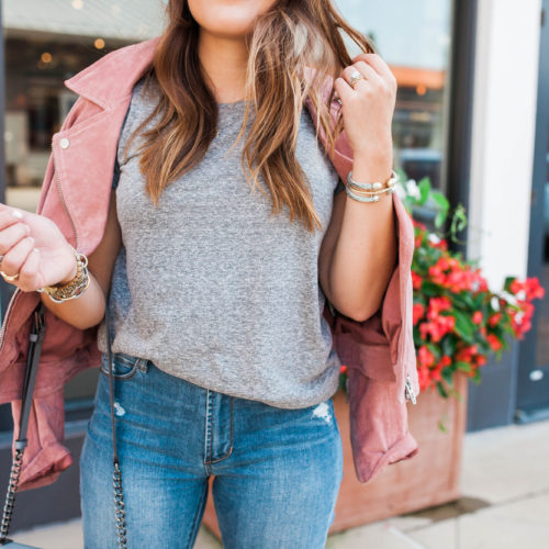 The BEST grey tee / Casual Fall Style