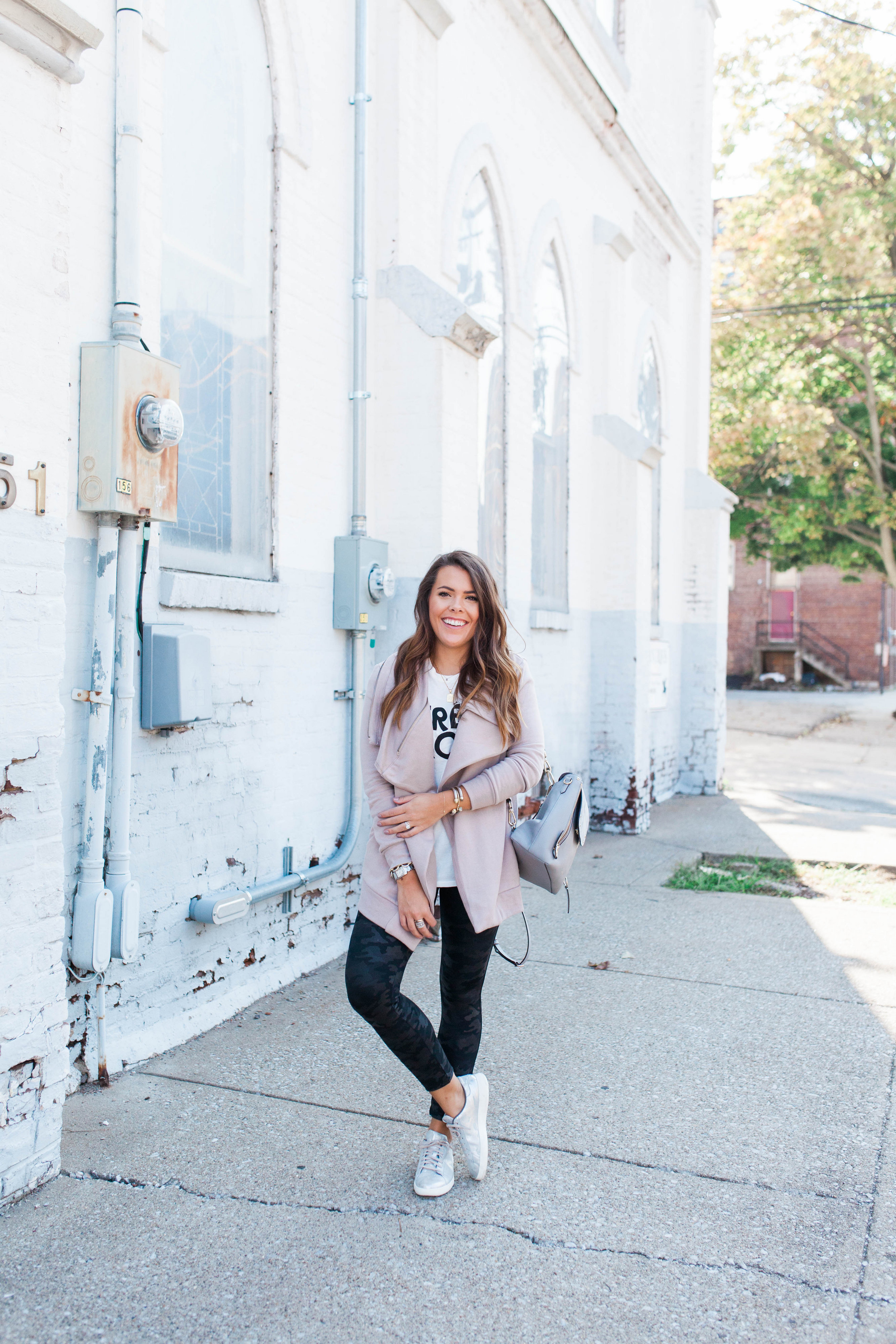 Fall Travel Outfit / Spanx Leggings