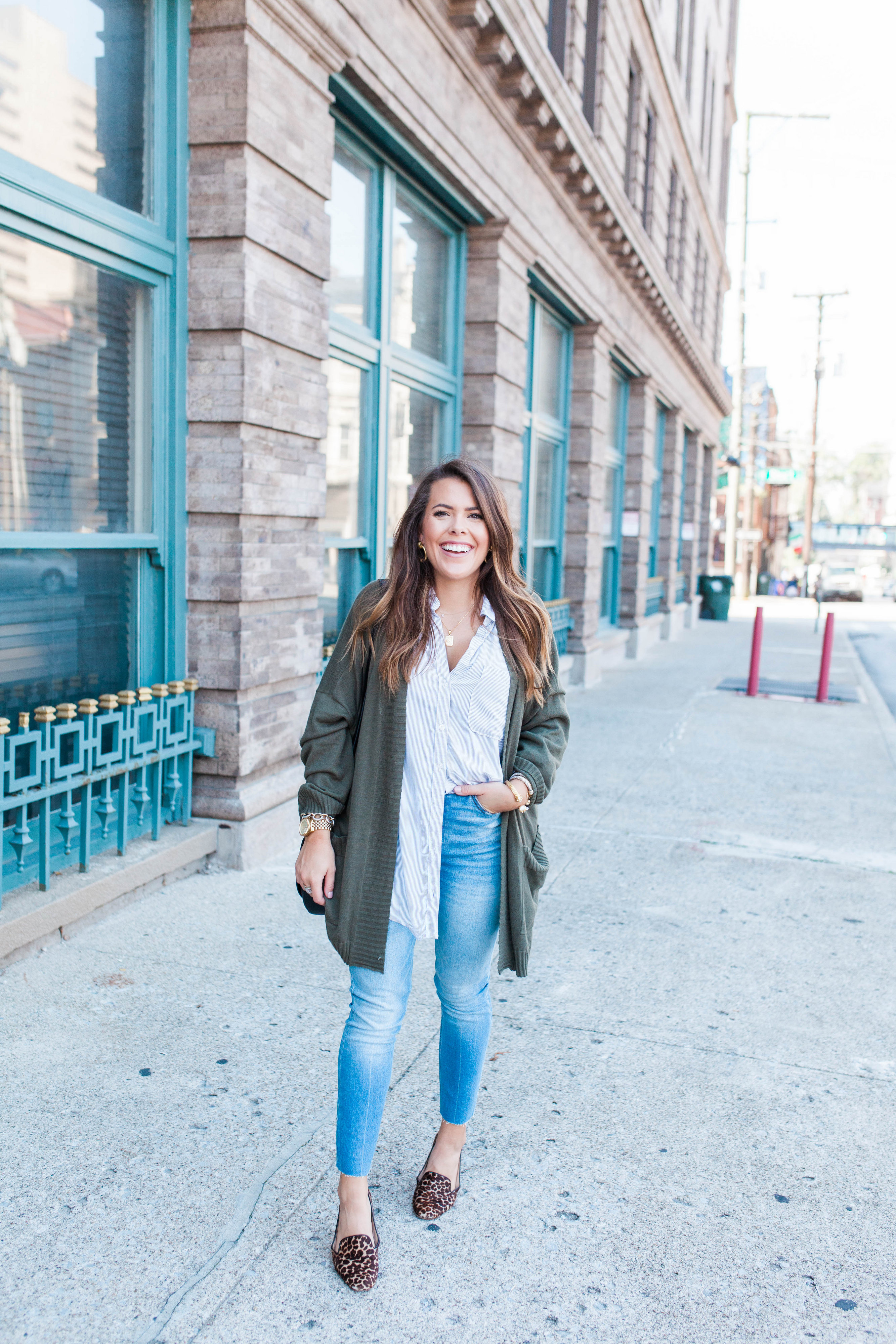 How to wear oversized fall layers 