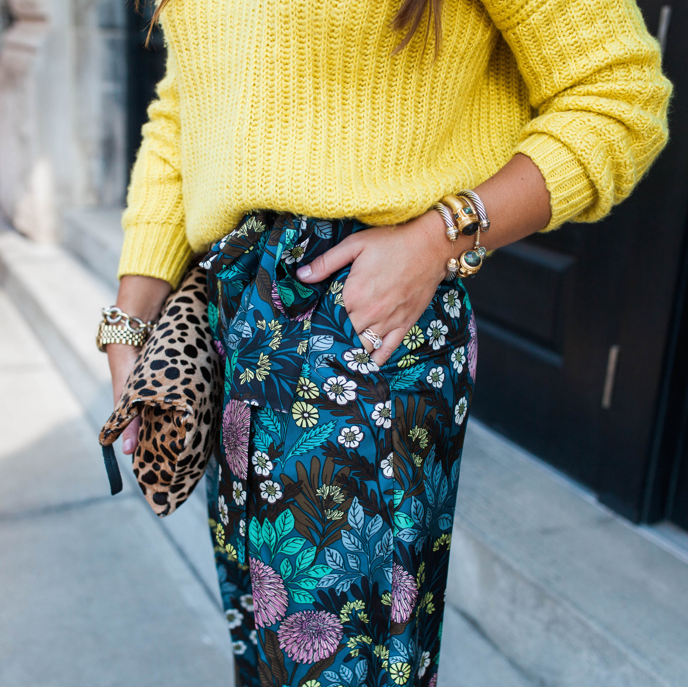 Floral Pants for Fall / A pop of color for fall