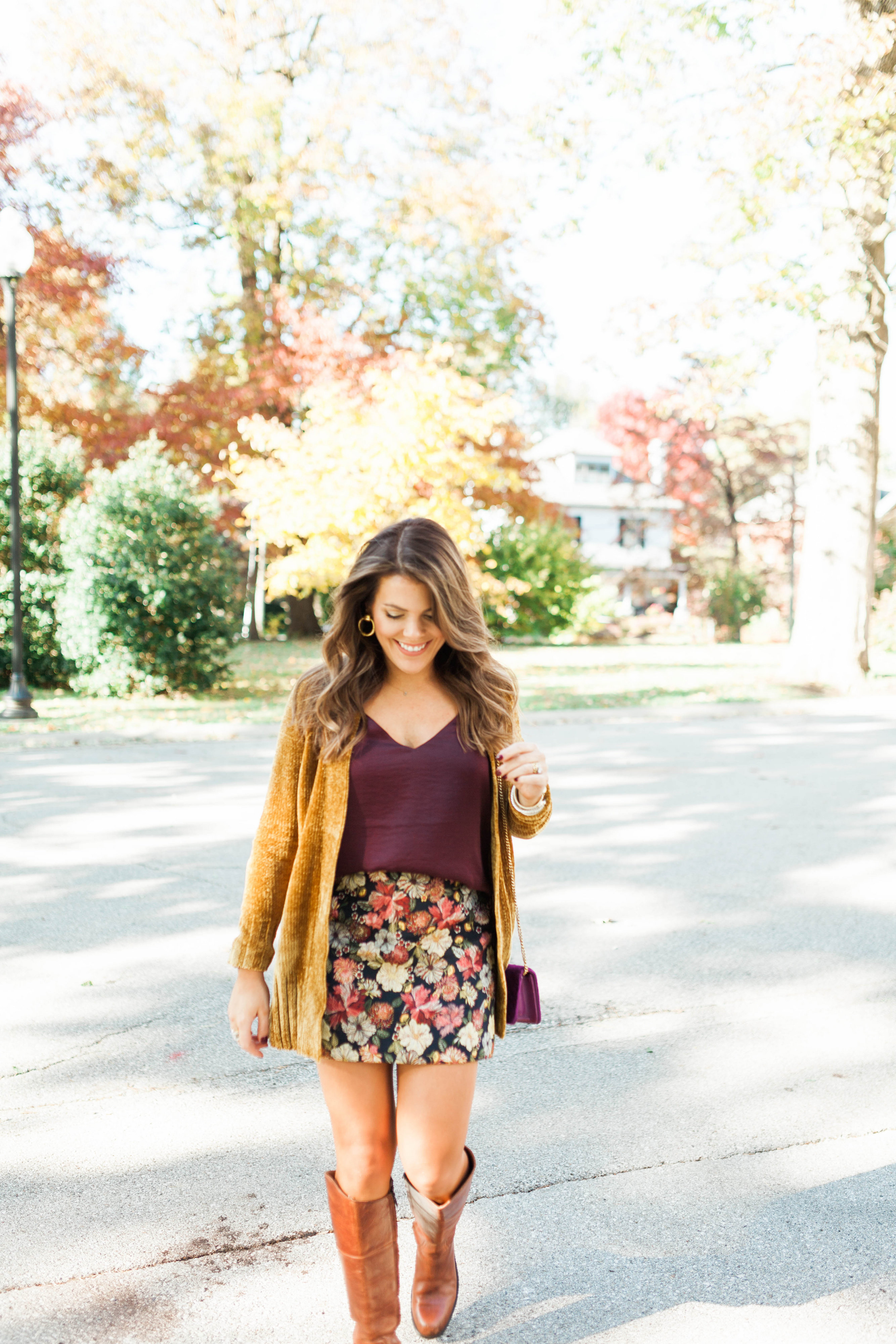 Fall Floral Skirt / Fall Outfit Idea