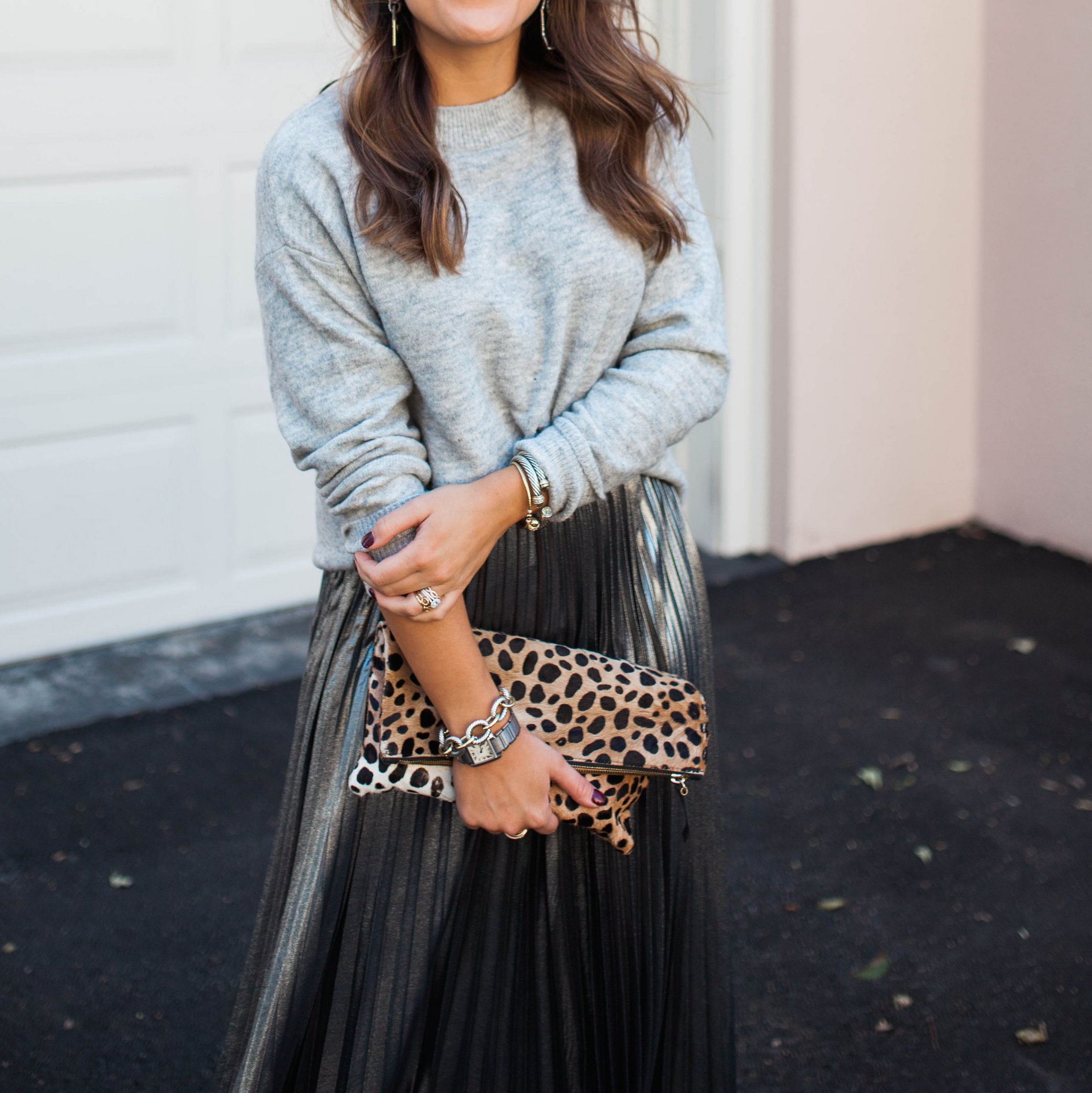 Holiday Outfit Idea / Metallic Maxi Skirt