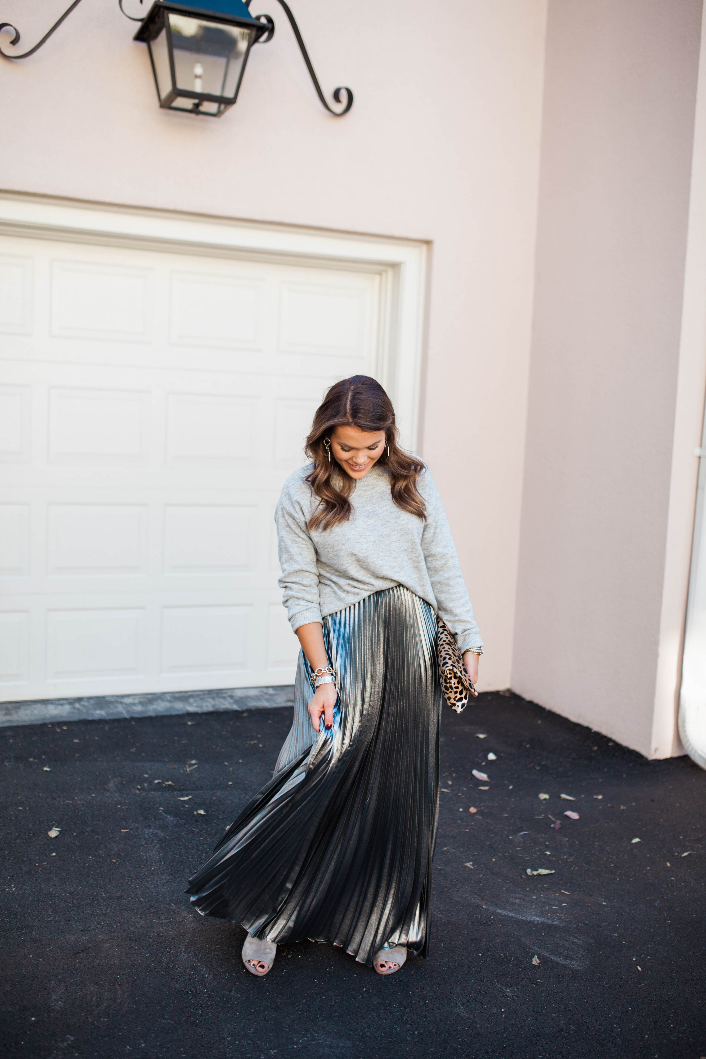 Holiday Outfit Idea / Metallic Maxi Skirt