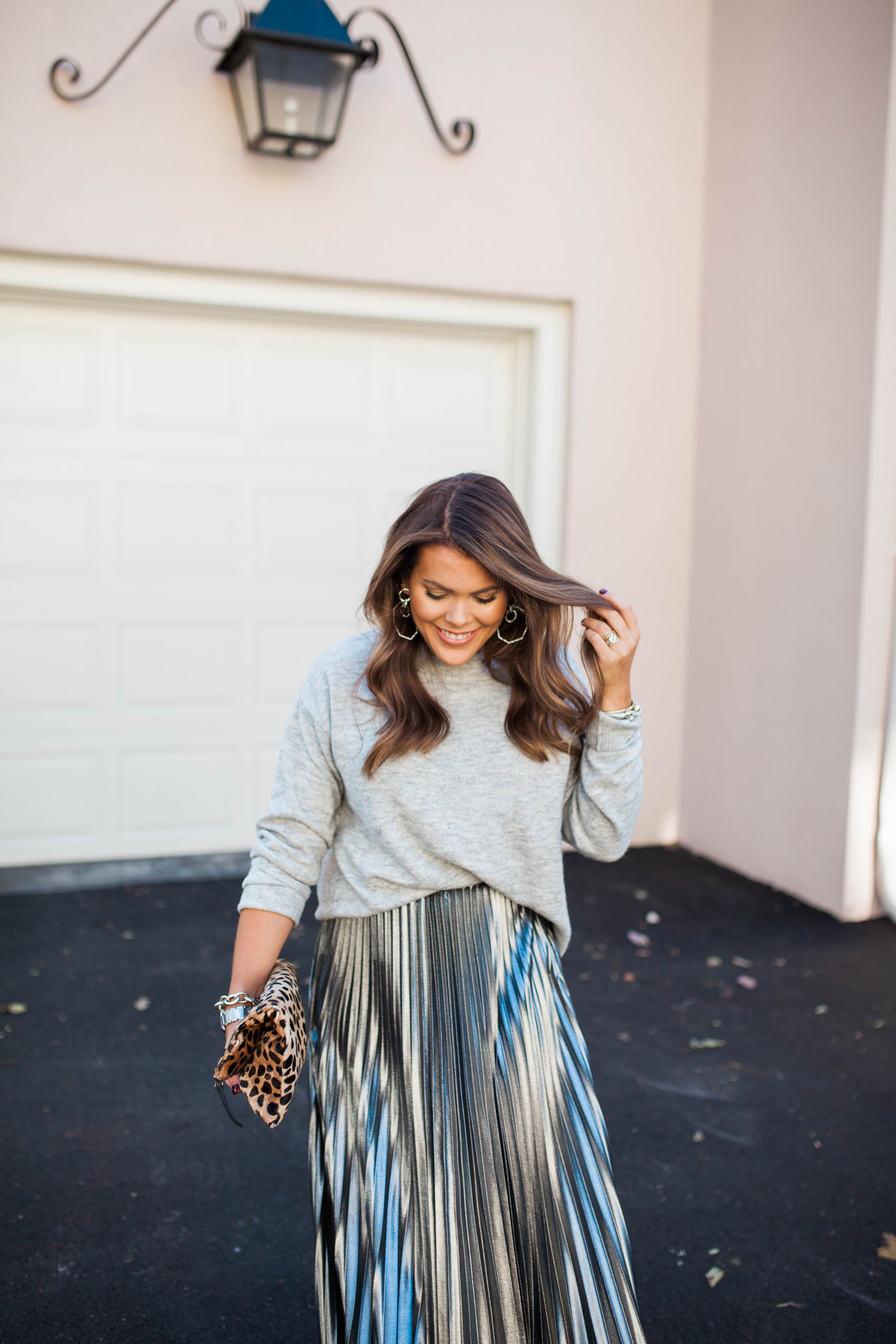 Holiday Outfit Idea / Metallic Maxi Skirt