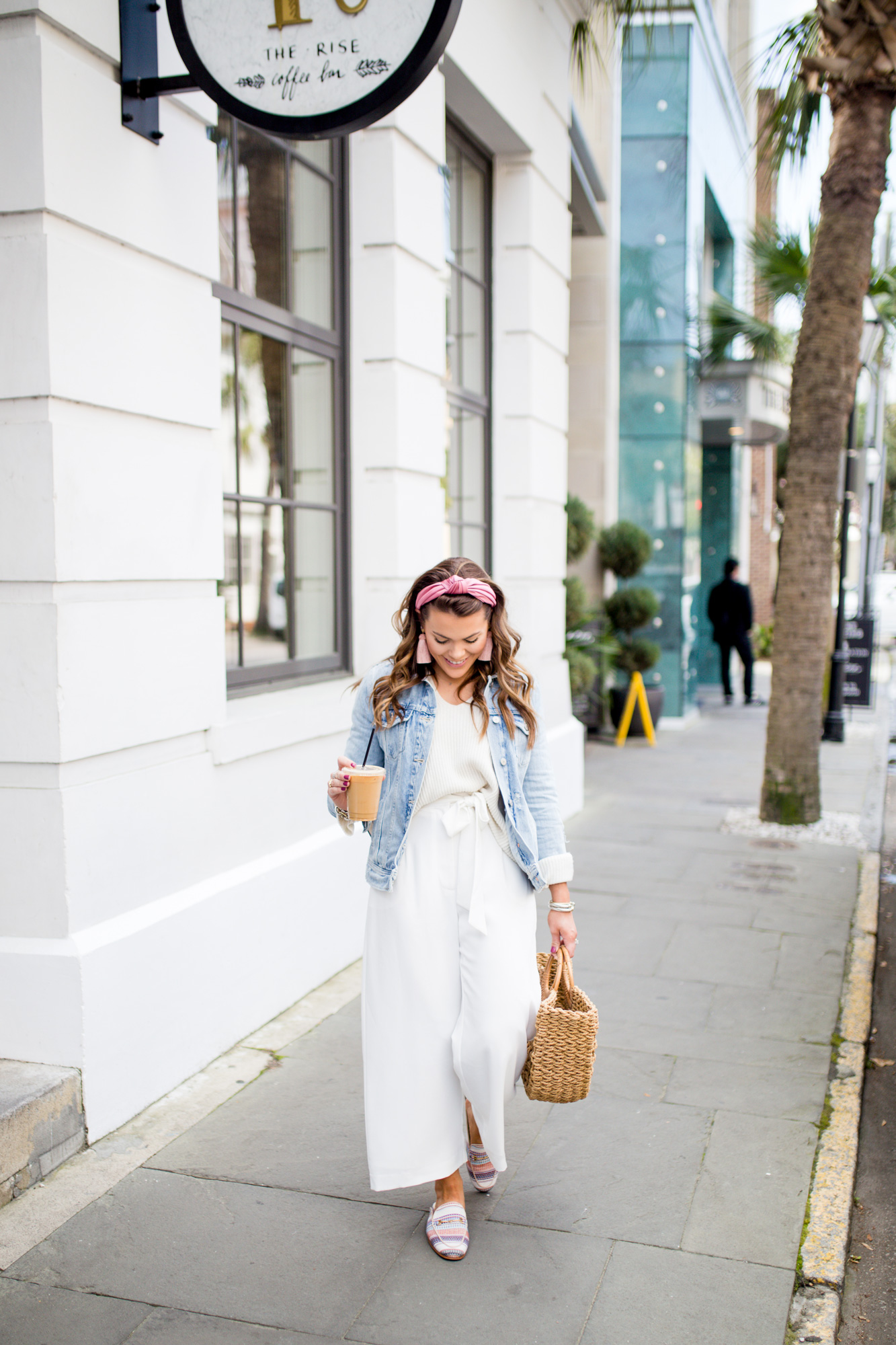 All white spring outfit / Statement pants