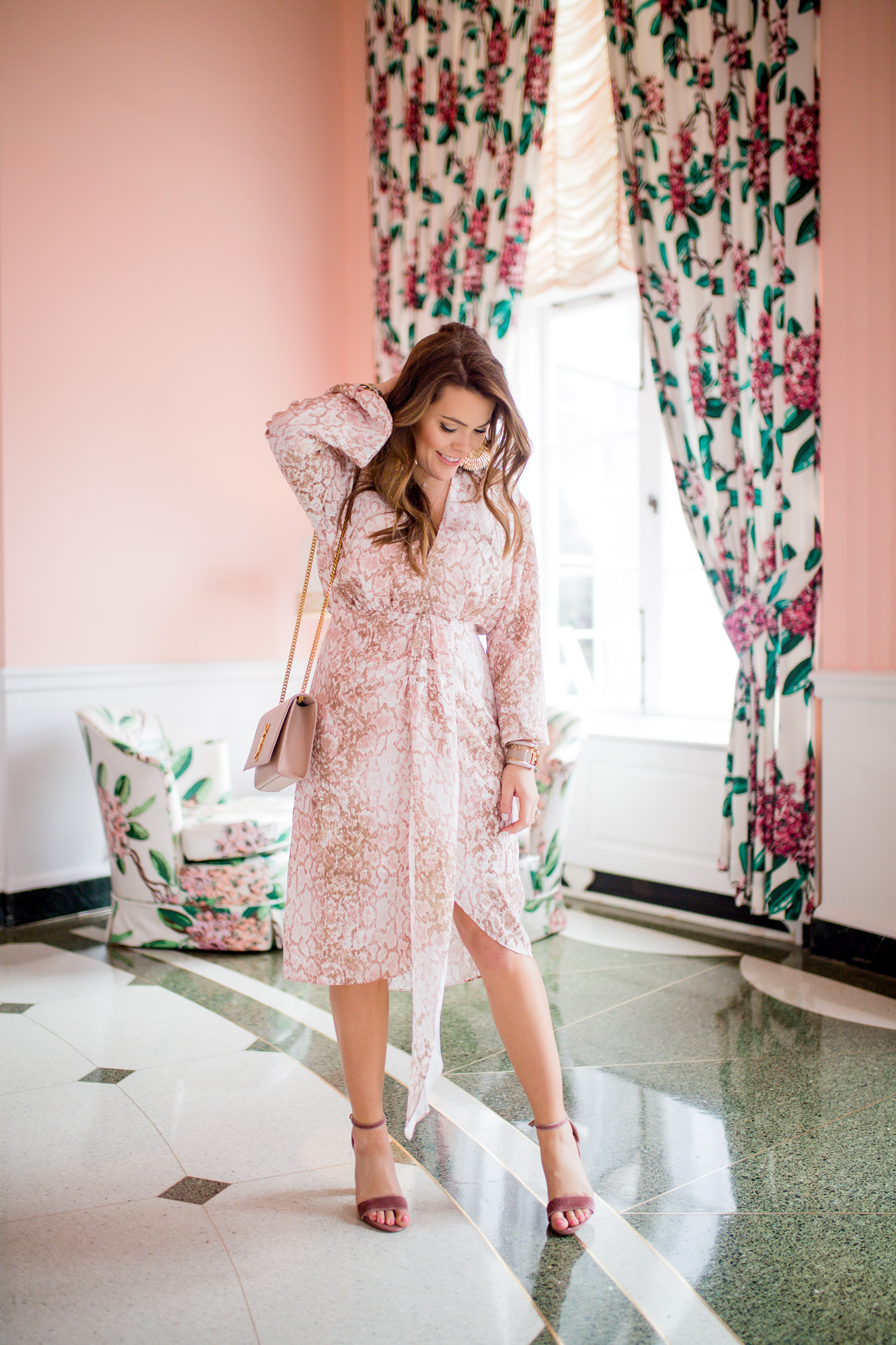 What to wear to a spring wedding / WAYF Pink Snakeskin Dress