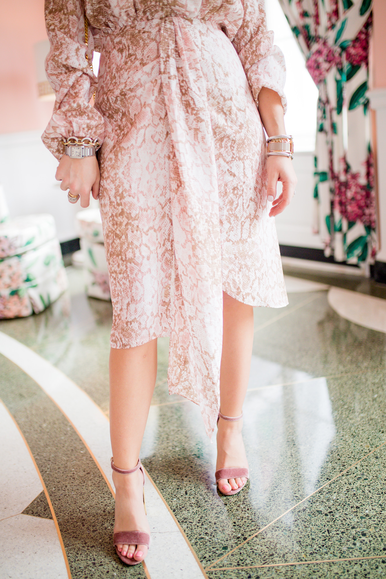 What to wear to a spring wedding / WAYF Pink Snakeskin Dress