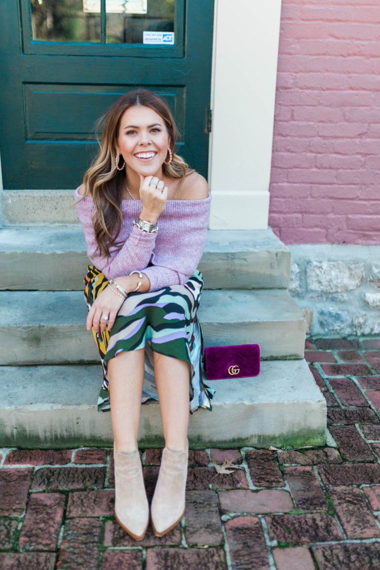Off the shoulder sweater / Glitter & Gingham