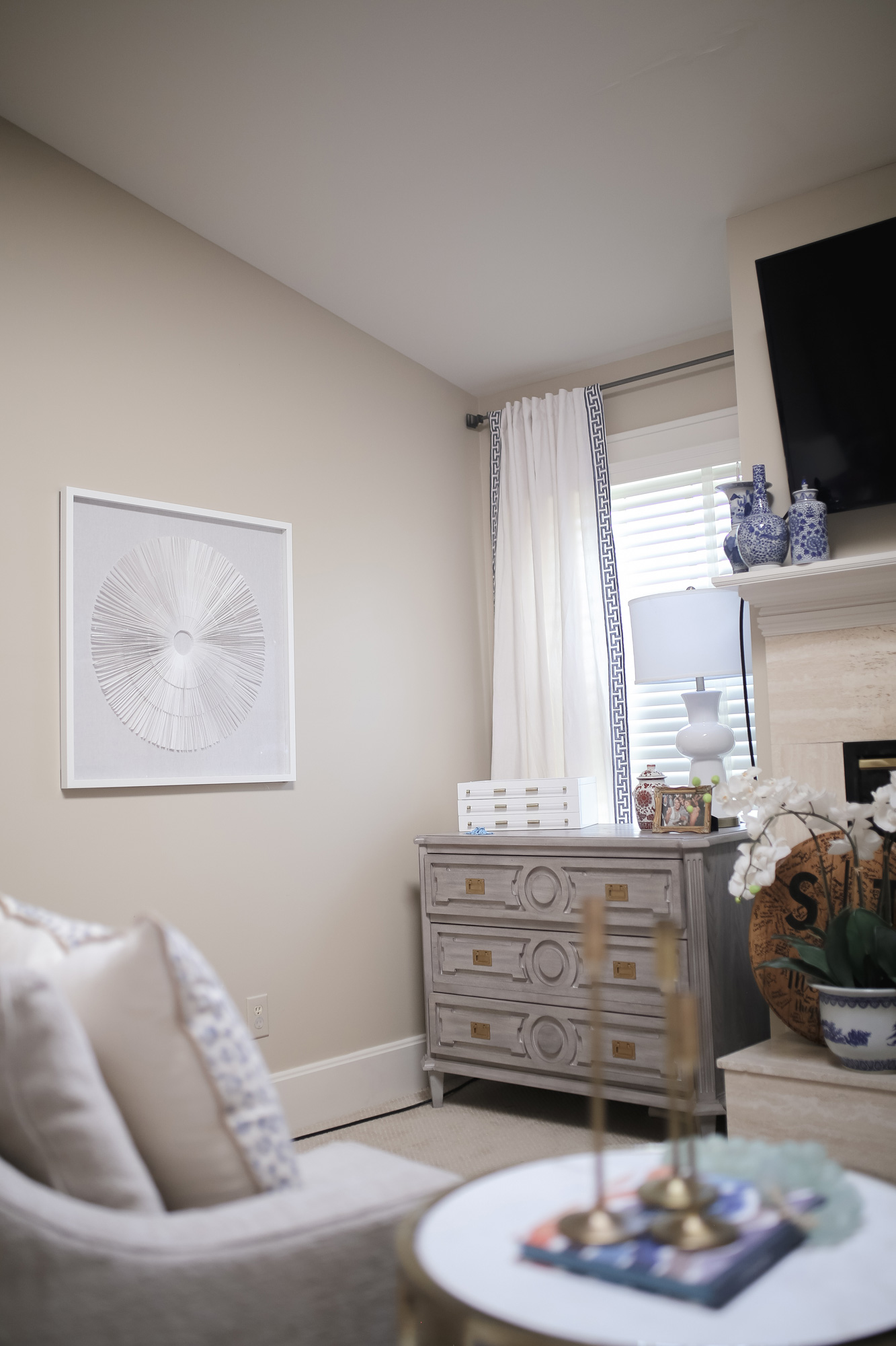 Blue & White Master Bedroom Decor / Glitter & Gingham 