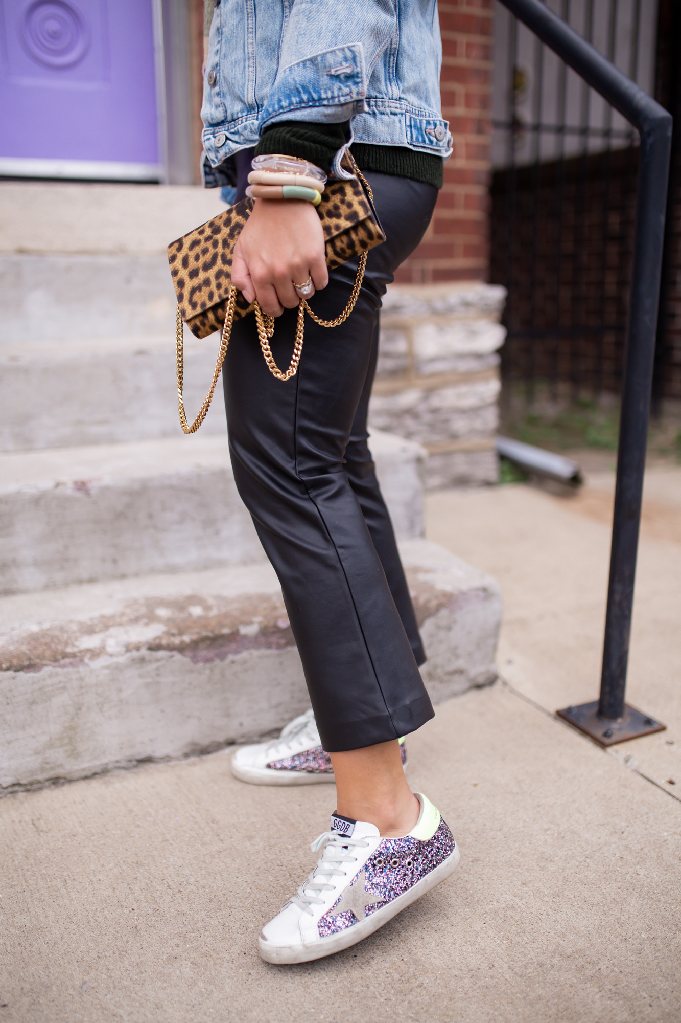 LEATHER PANTS AND GLITTER SHOES, A WINNING COMBINATION