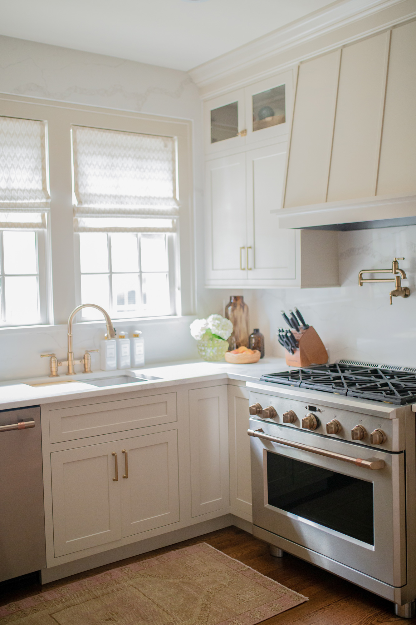 White and Gold Kitchen Reveal — PRETTY TWINKLE DESIGN