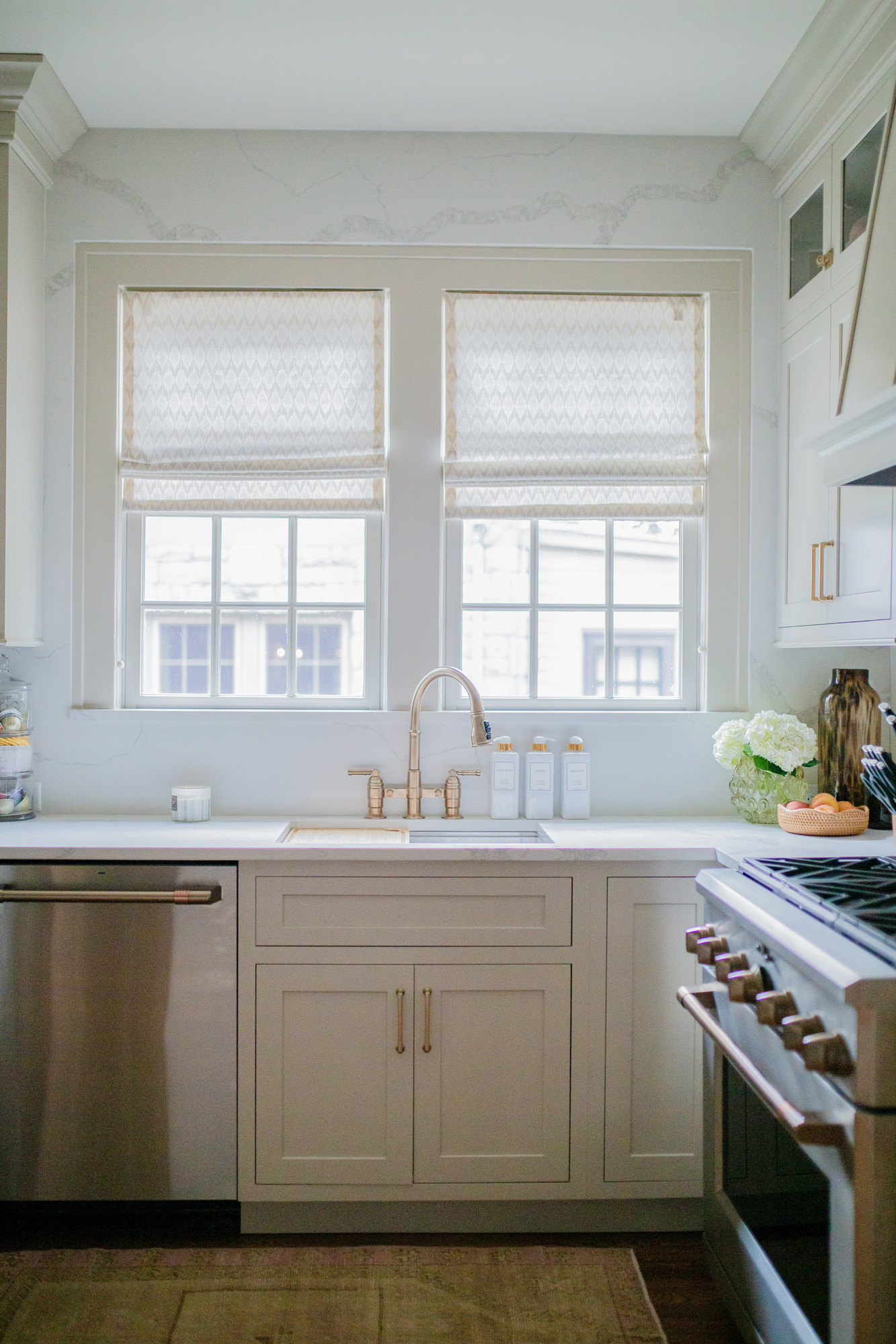 Quartz Backsplash / Glitter & Gingham 