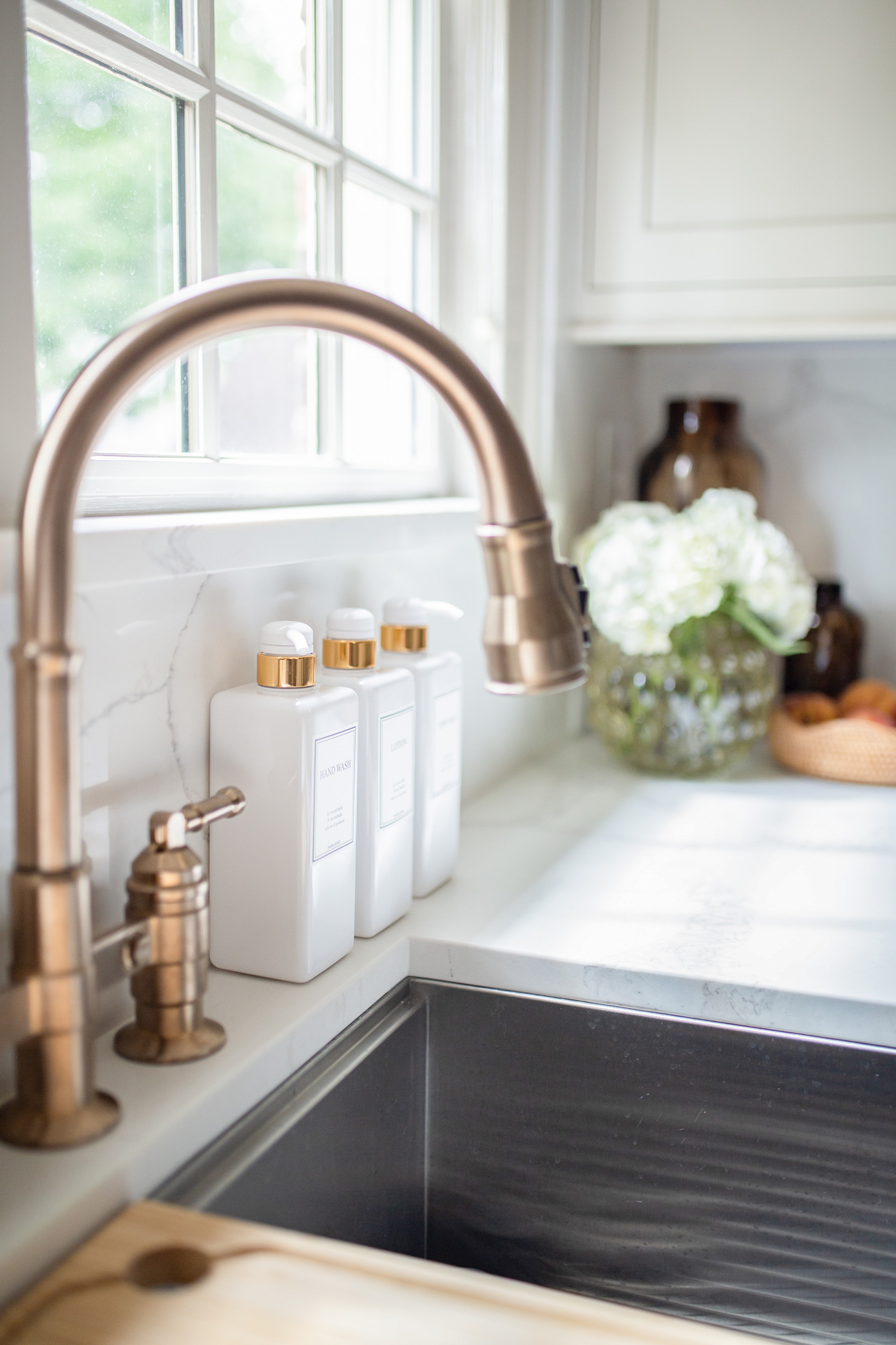 Delta Faucets / Glitter & Gingham