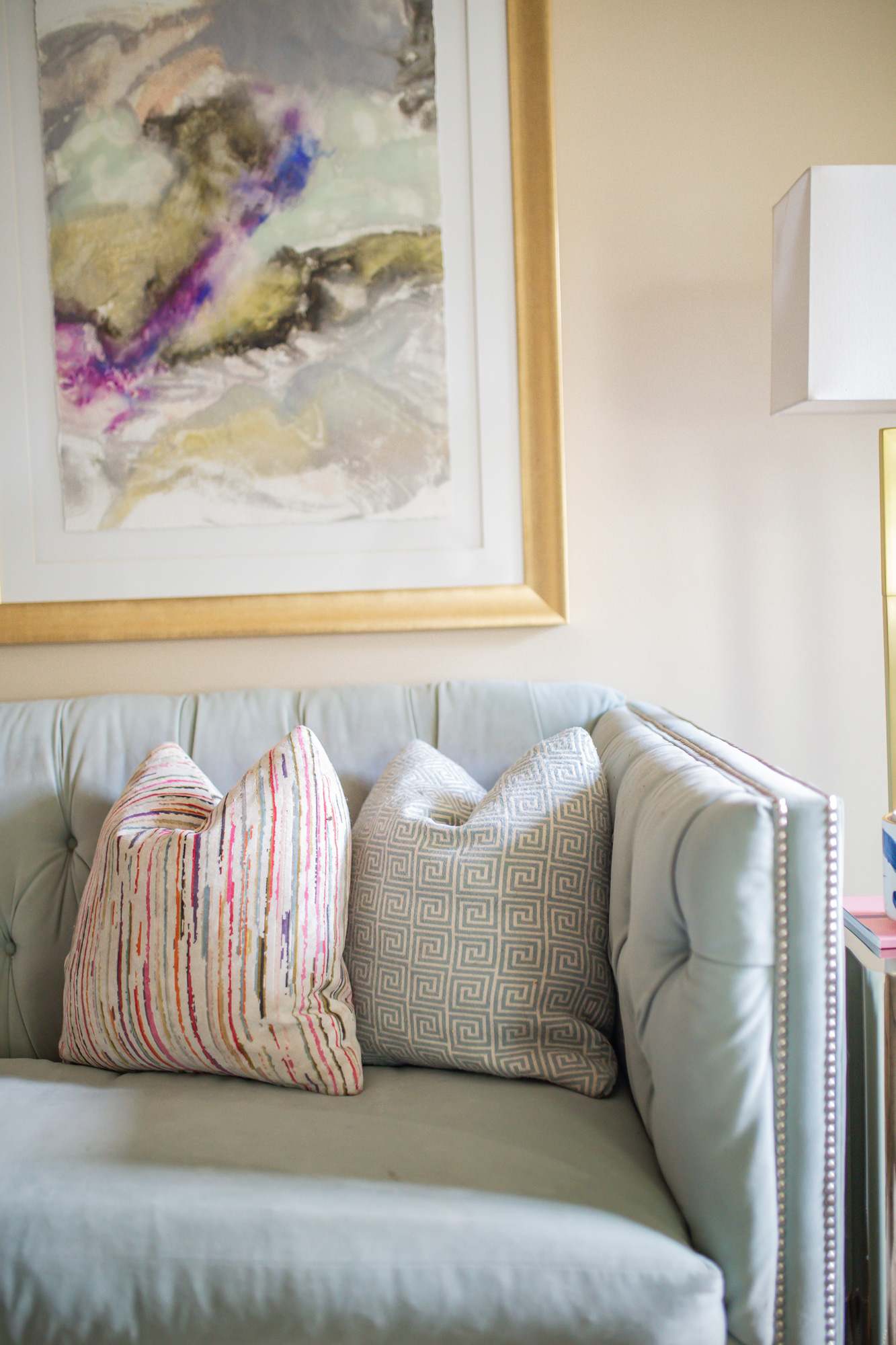 How to use throw pillows to add color to your home / Glitter & Gingham 