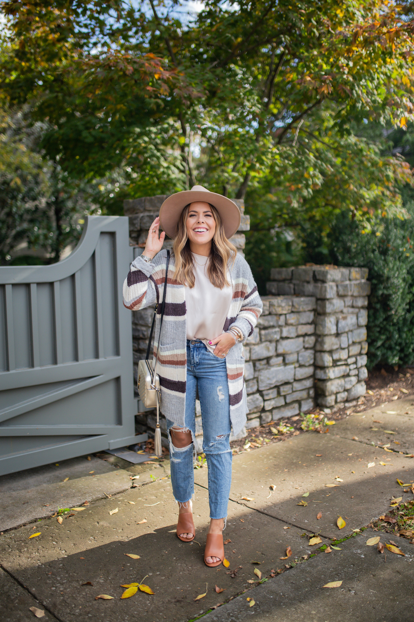 Easy Fall Outfit / Glitter & Gingham 