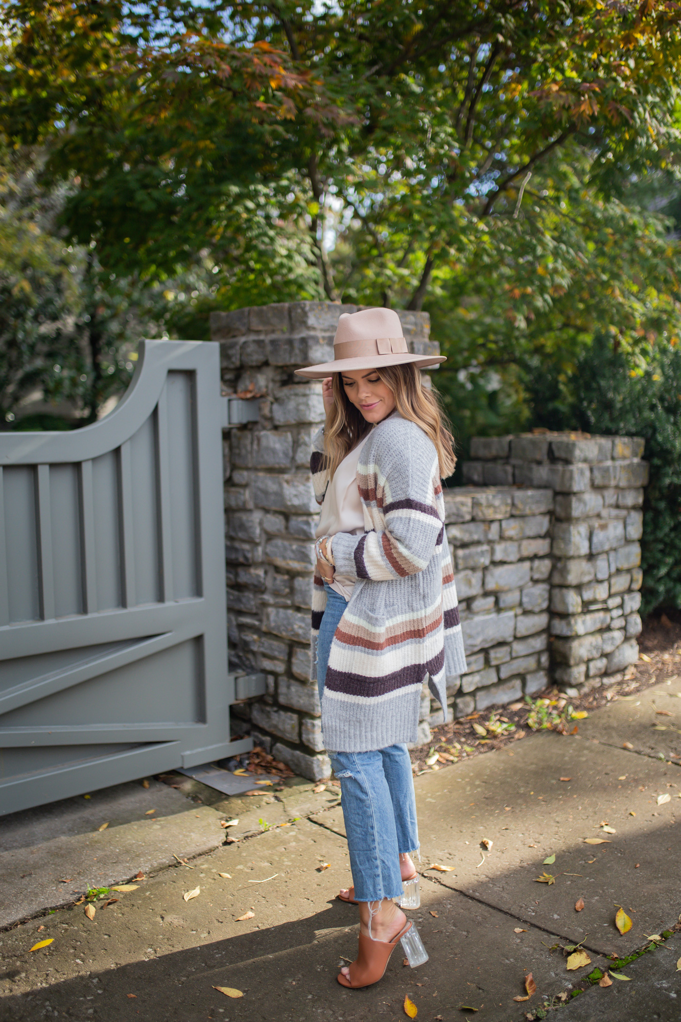 Easy Fall Outfit / Glitter & Gingham 