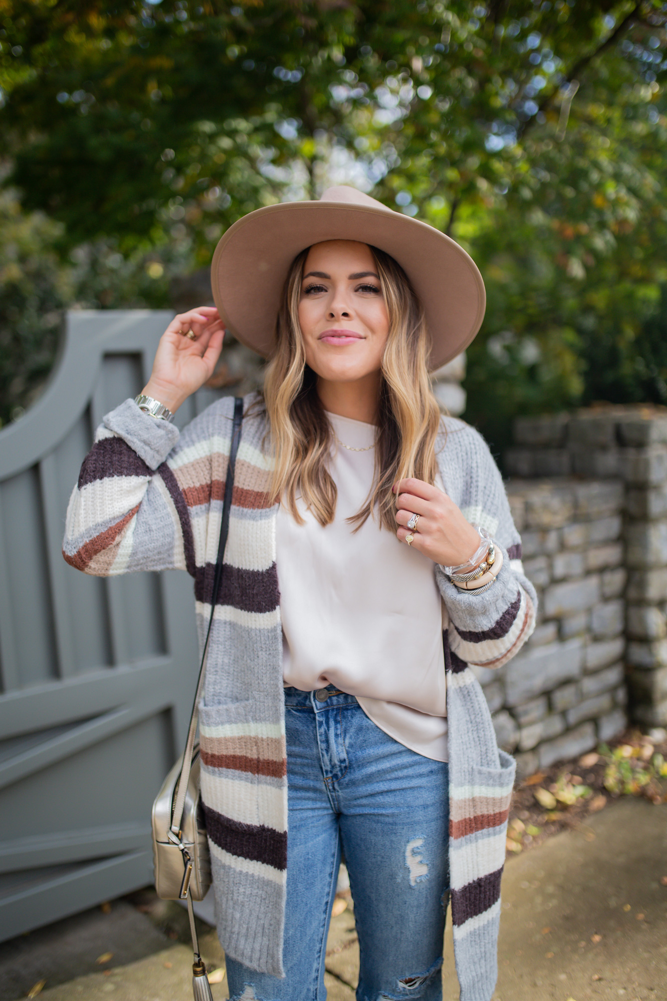 Easy Fall Outfit / Glitter & Gingham 