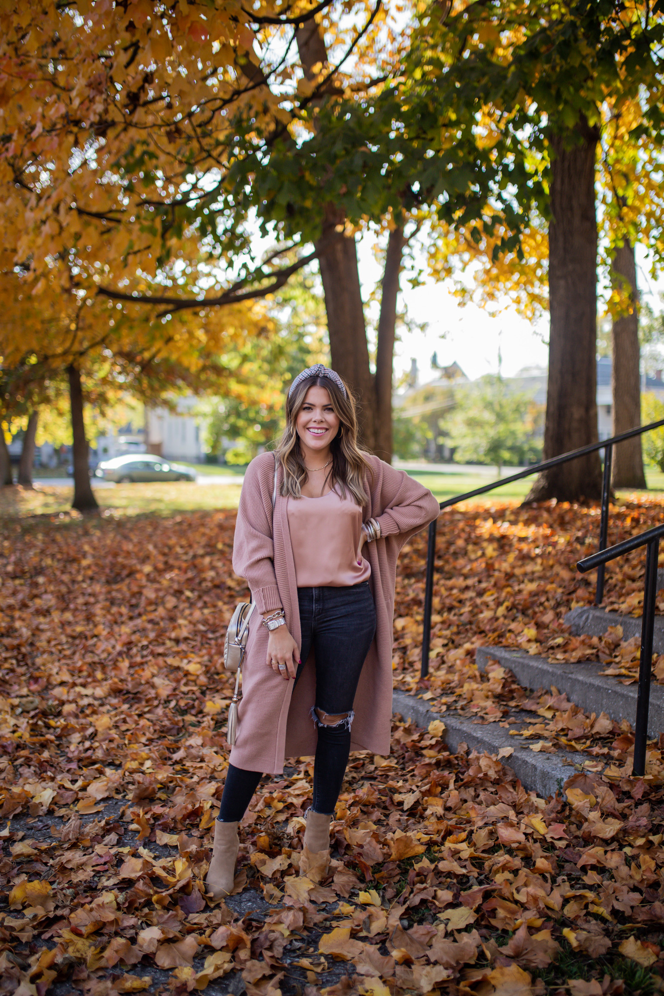 how to style a long cardigan for fall / Glitter & gingham 