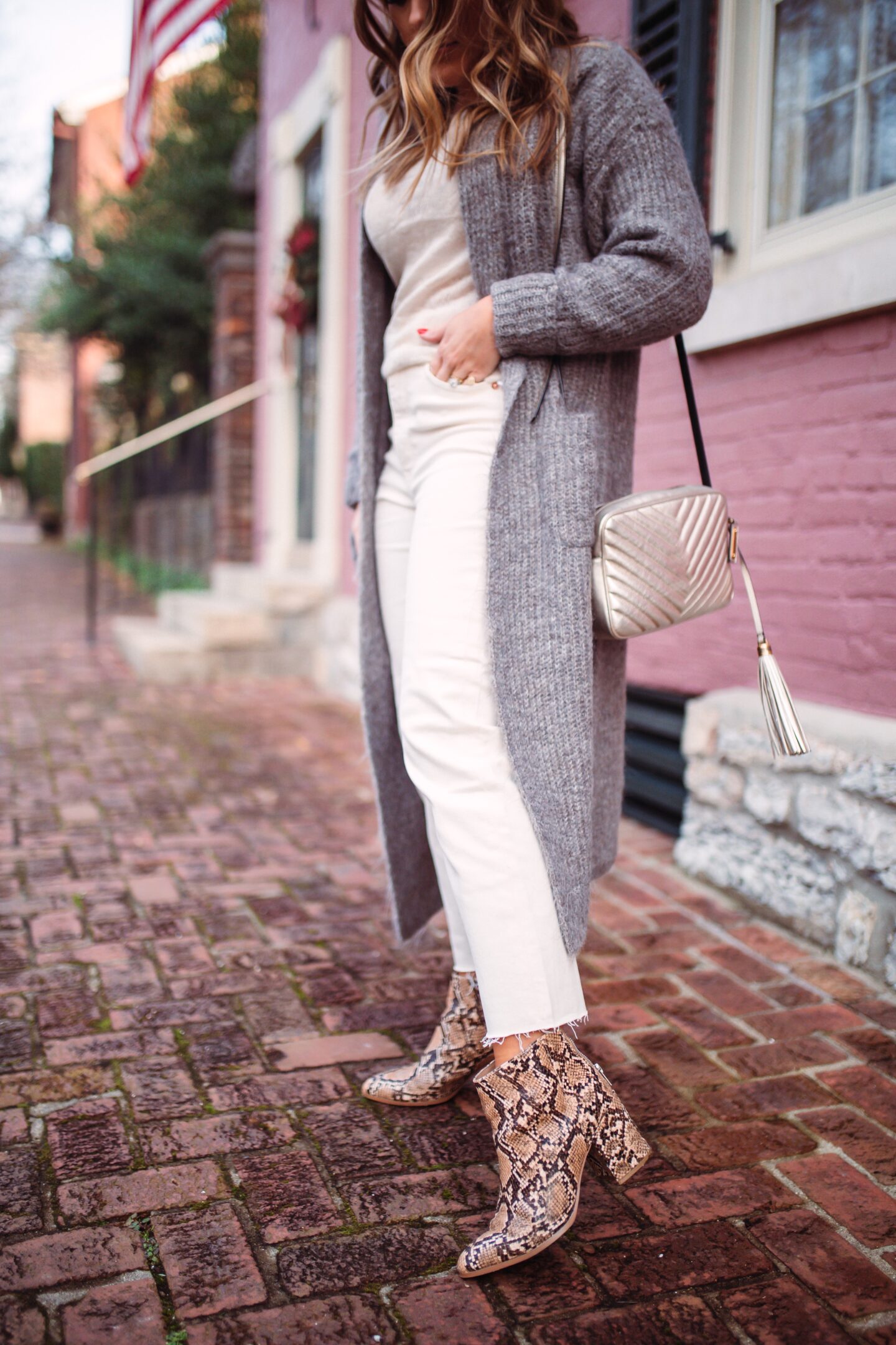 how to style a long cardigan / glitter & Gingham 